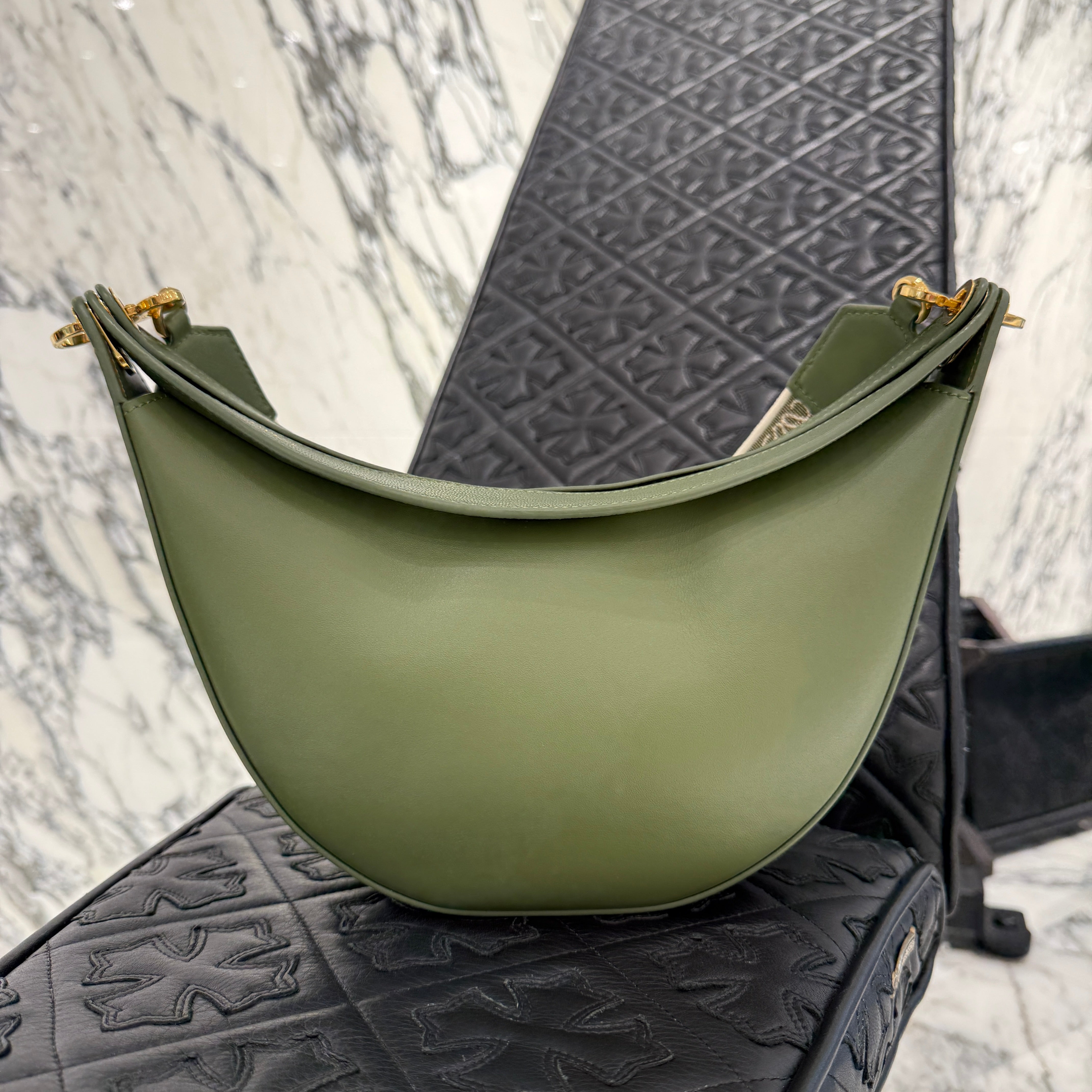 LOEWE 2024SS Luna Logo Detail Leather Shoulder Bag A923PM1X01 ロエベ ルナ レザー ショルダーバッグ