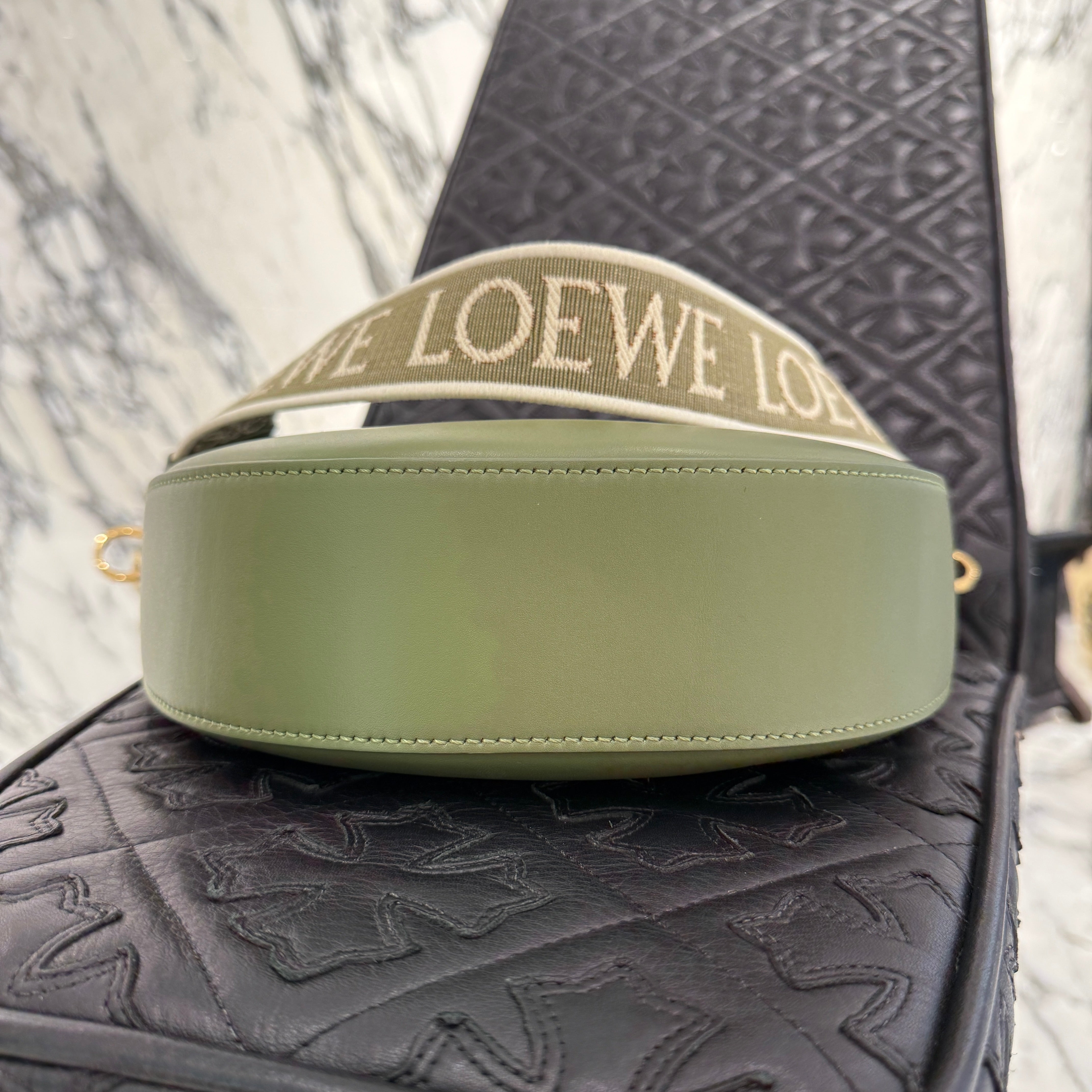 LOEWE 2024SS Luna Logo Detail Leather Shoulder Bag A923PM1X01 ロエベ ルナ レザー ショルダーバッグ