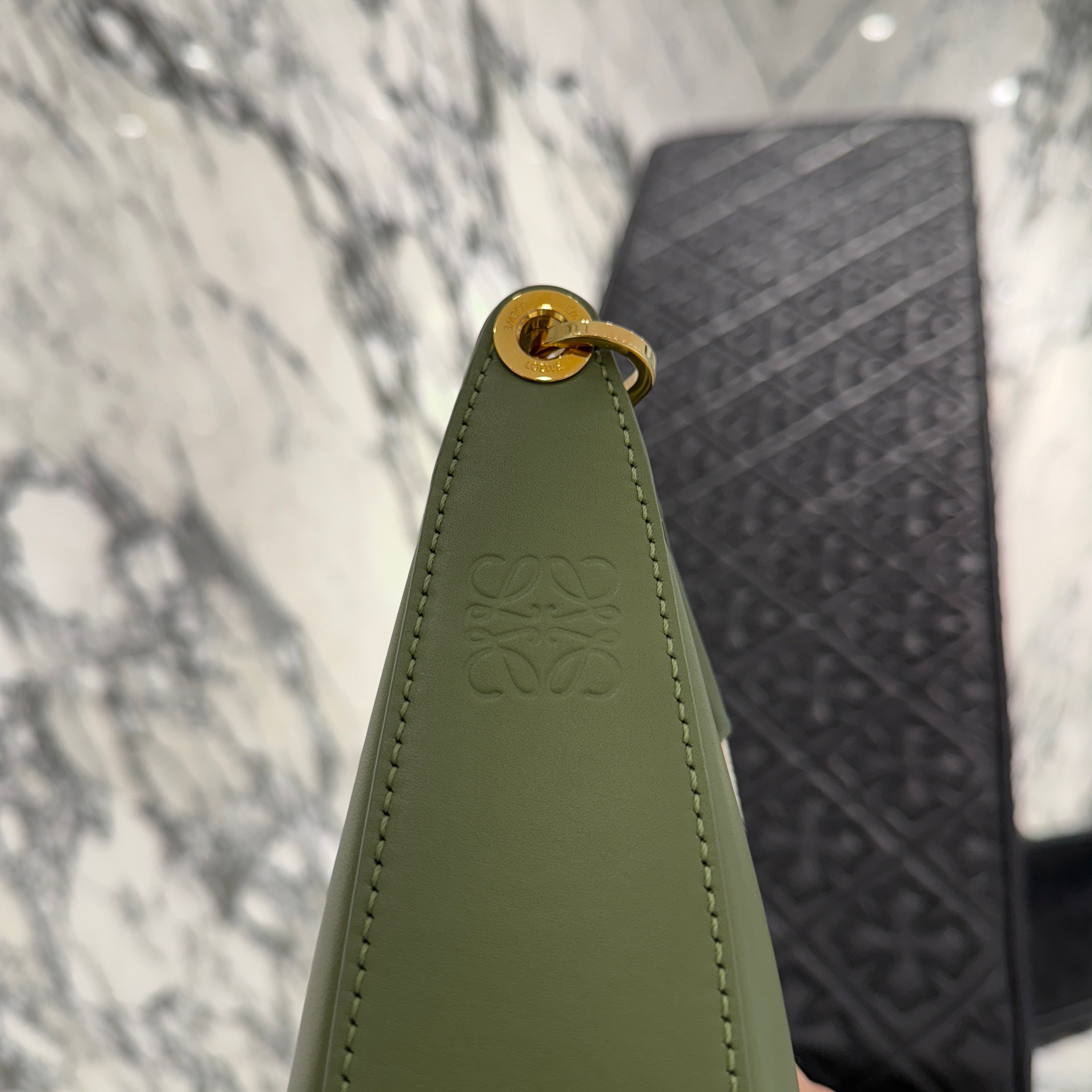 LOEWE 2024SS Luna Logo Detail Leather Shoulder Bag A923PM1X01 ロエベ ルナ レザー ショルダーバッグ