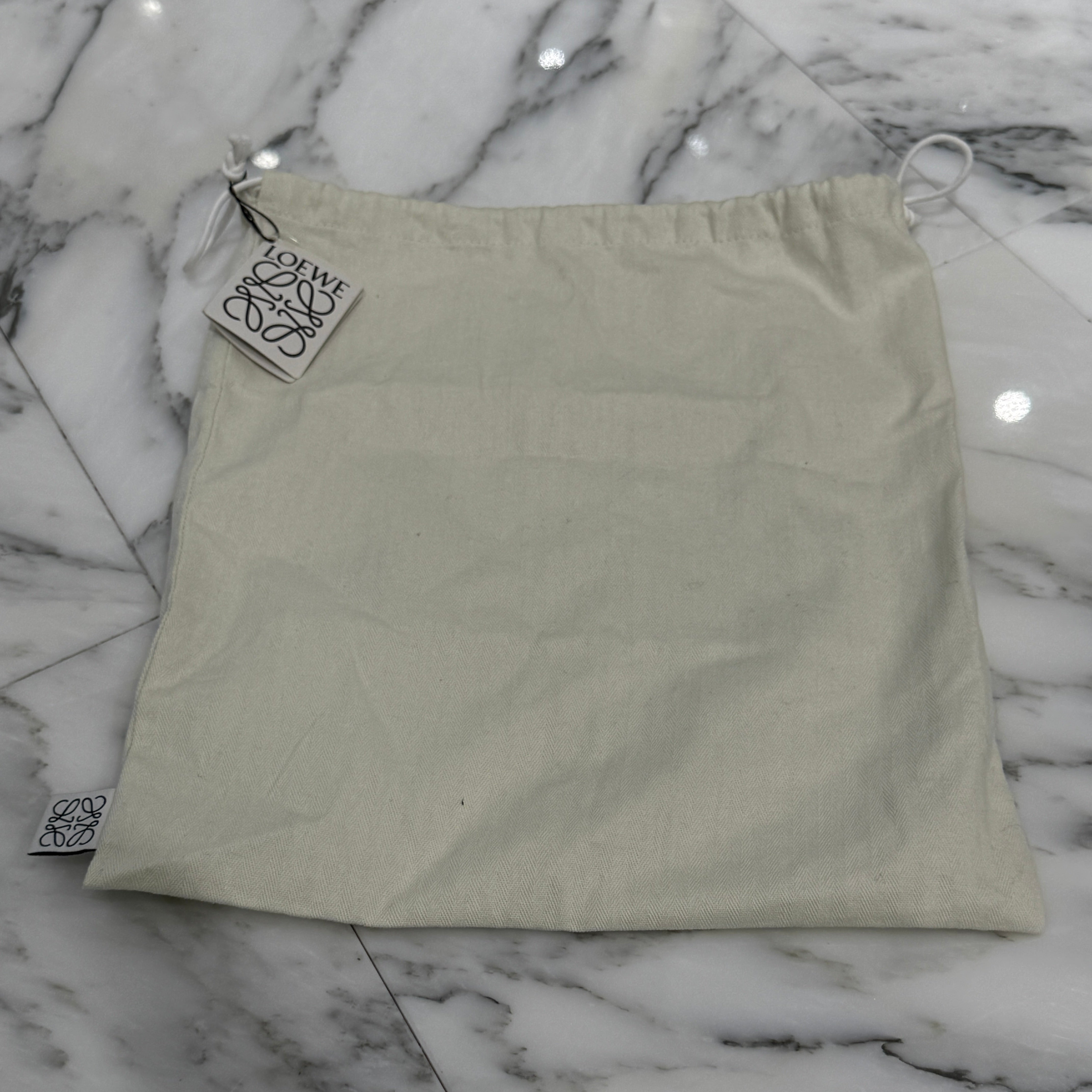 LOEWE 2024SS Luna Logo Detail Leather Shoulder Bag A923PM1X01 ロエベ ルナ レザー ショルダーバッグ