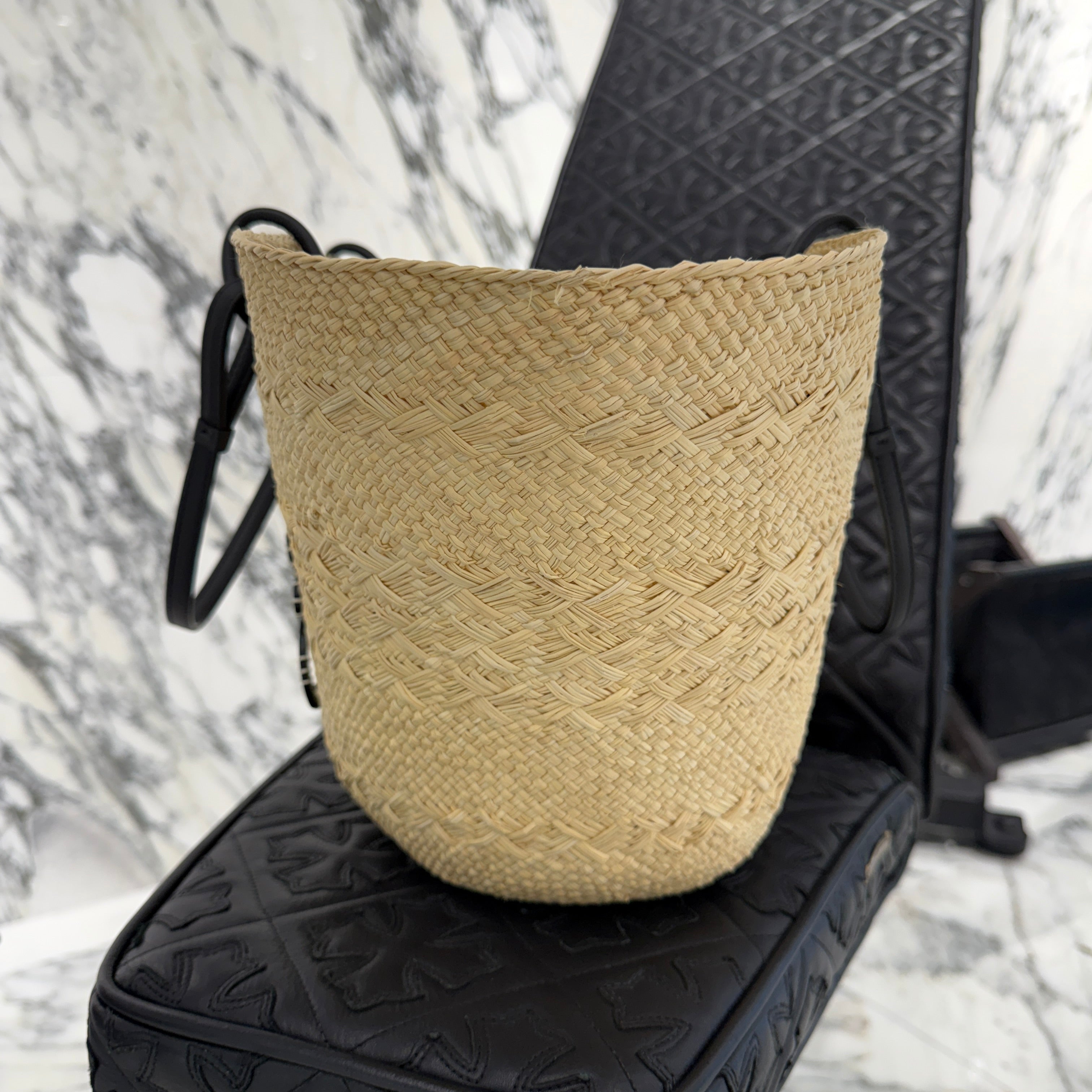 LOEWE 2020SS Anagram Basket Bag Medium A223T43X02 ロエベ アナグラム バスケットバッグ ミディアム