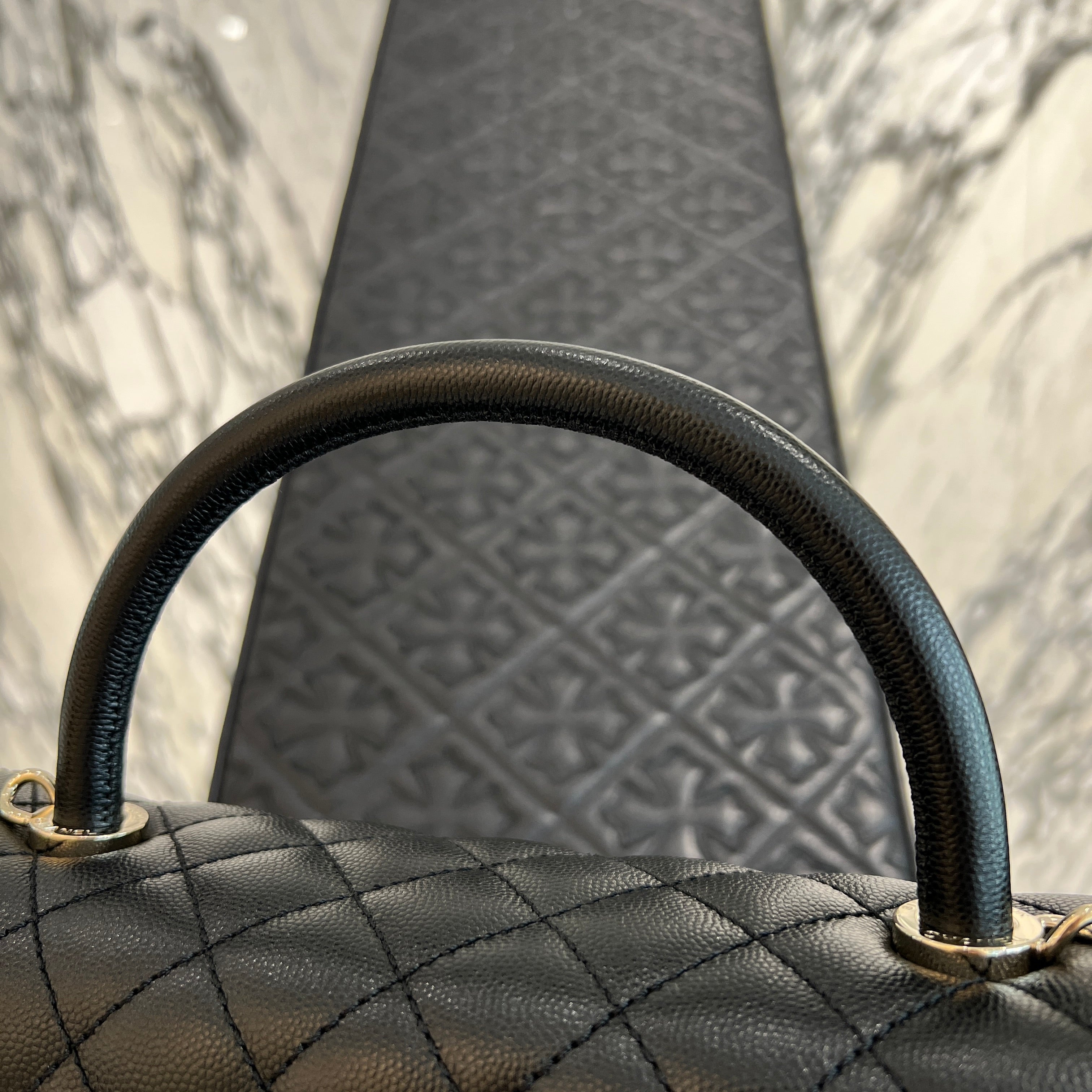 CHANEL 2023 Cruise Coco Handle 29 Leather Shoulder Bag A9290 B10382 94305 シャネル 2023P ココハンドル 29 レザーショルダーバッグ