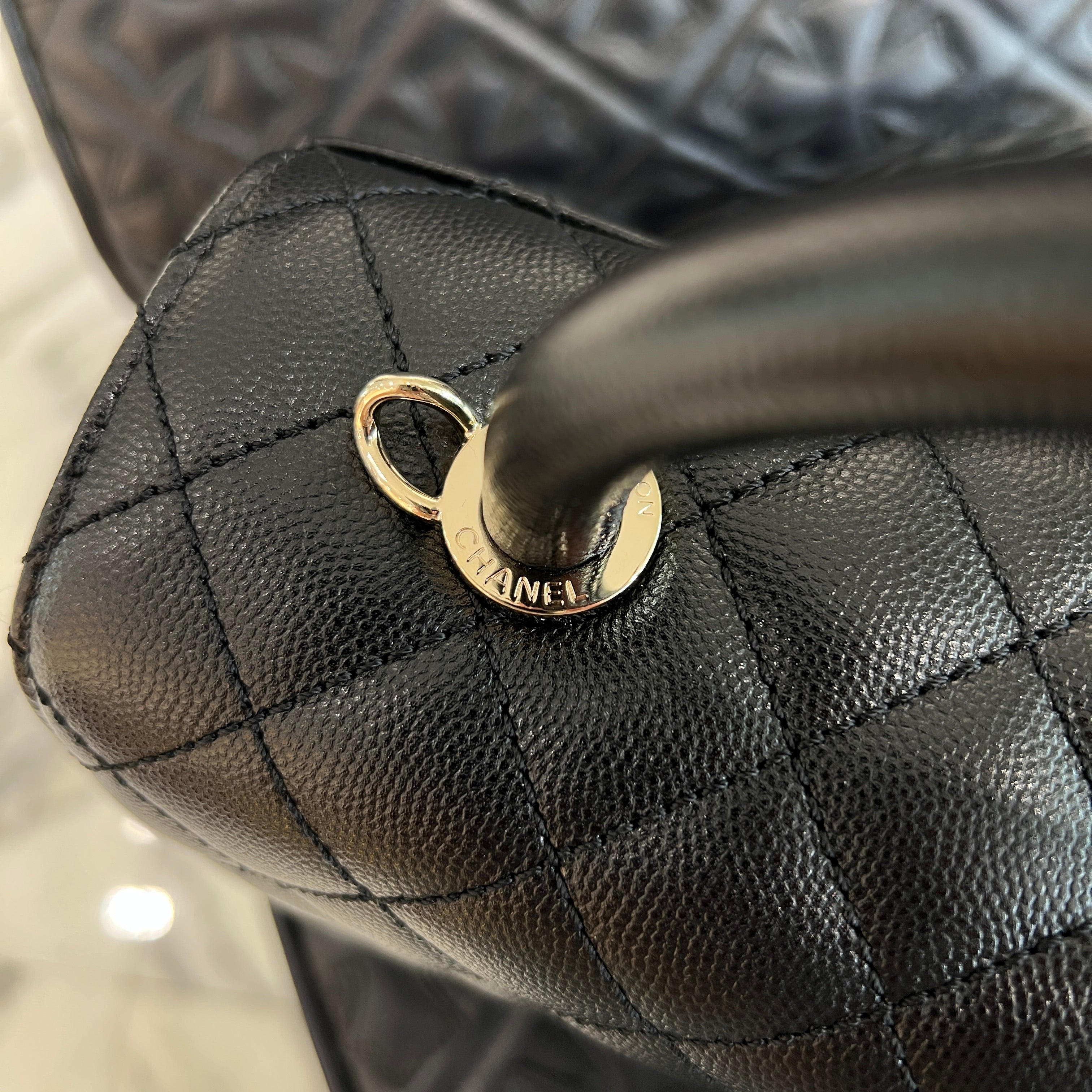 CHANEL 2023 Cruise Coco Handle 29 Leather Shoulder Bag A9290 B10382 94305 シャネル 2023P ココハンドル 29 レザーショルダーバッグ