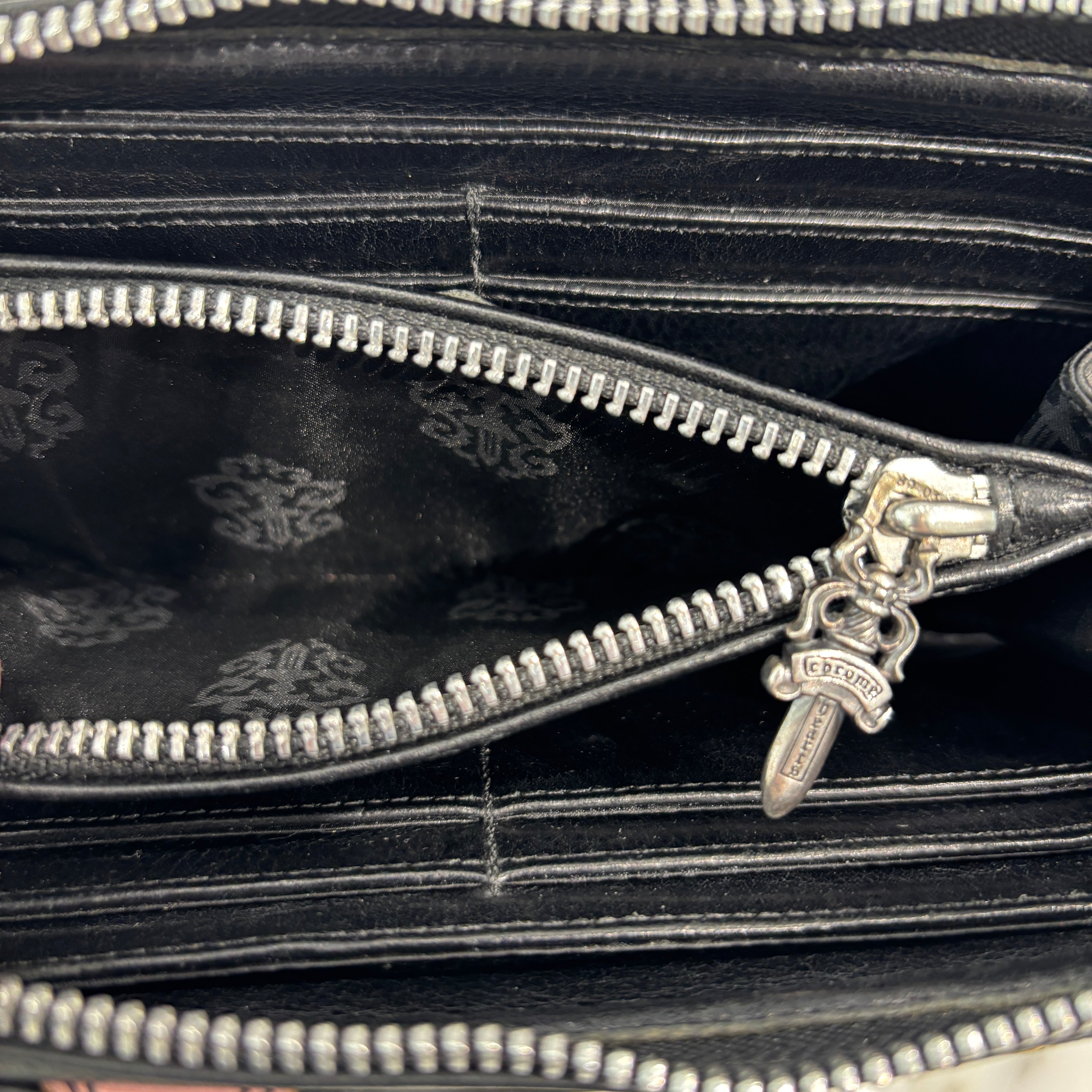 CHROME HEARTS Multi Cemetery Cross Leather Patch Wallet クロム