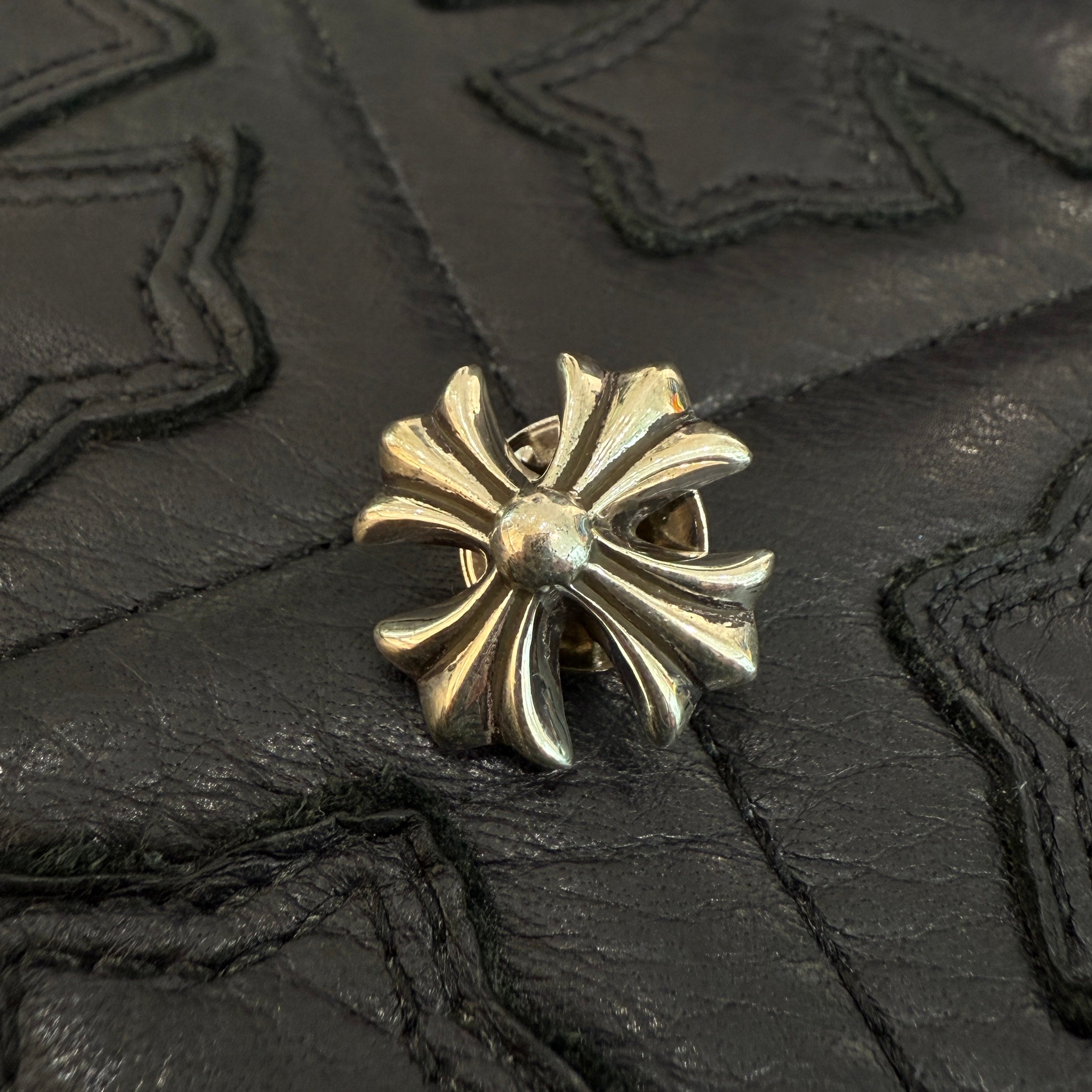 CHROME HEARTS Tiny E CH Cross Pins クロムハーツ タイニーE CHクロス ピンズ