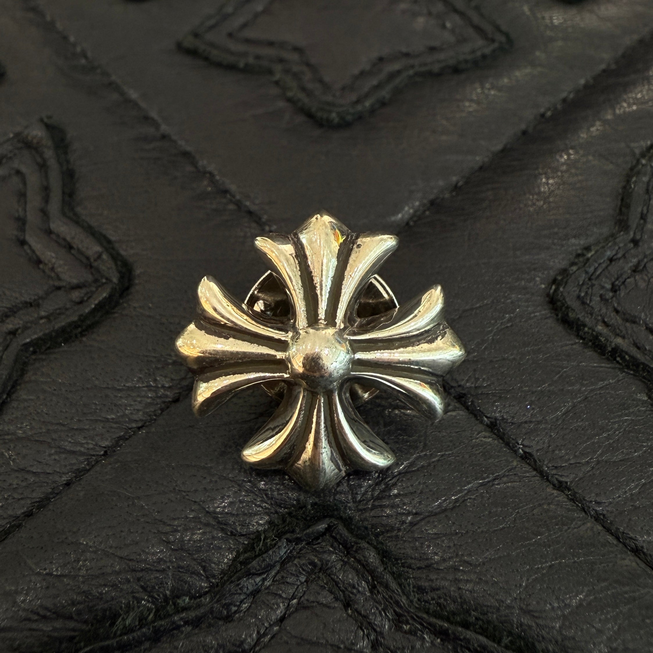 CHROME HEARTS Tiny E CH Cross Pins クロムハーツ タイニーE CHクロス ピンズ