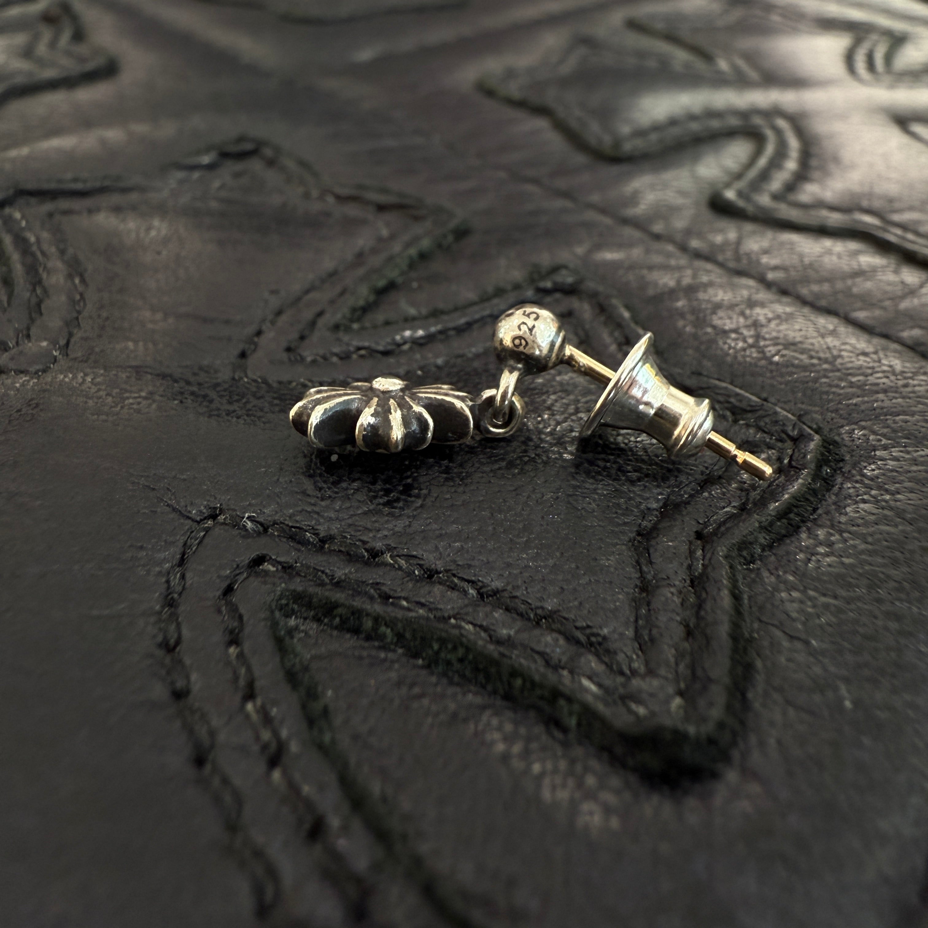 CHROME HEARTS Tiny E CH Cross Earring クロムハーツ タイニーE CHクロス ピアス