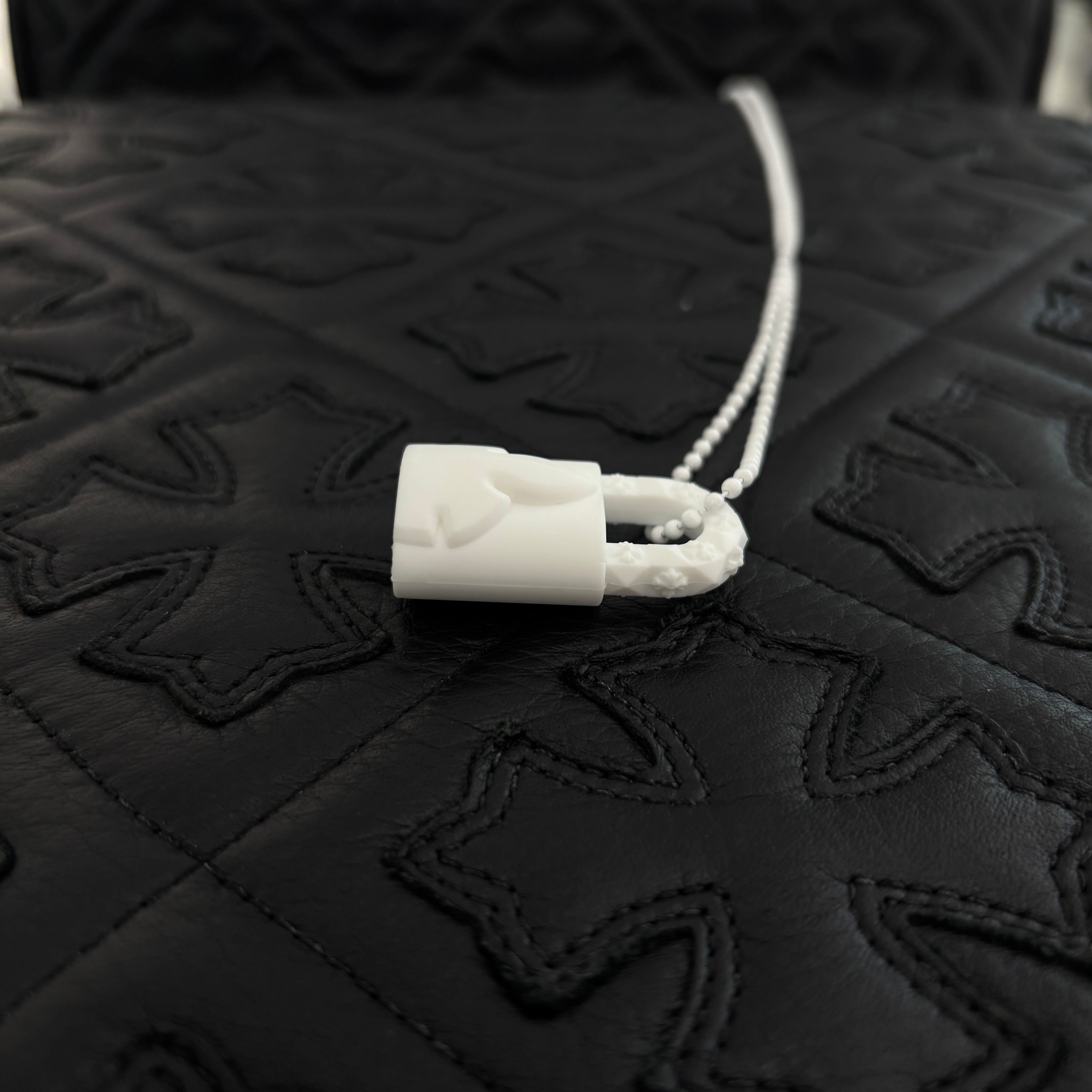 CHROME HEARTS 2023SS PADLOCK Flare Knee Silicon Rubber Necklace クロムハーツ パドロック フレアニー シリコンラバー ネックレス