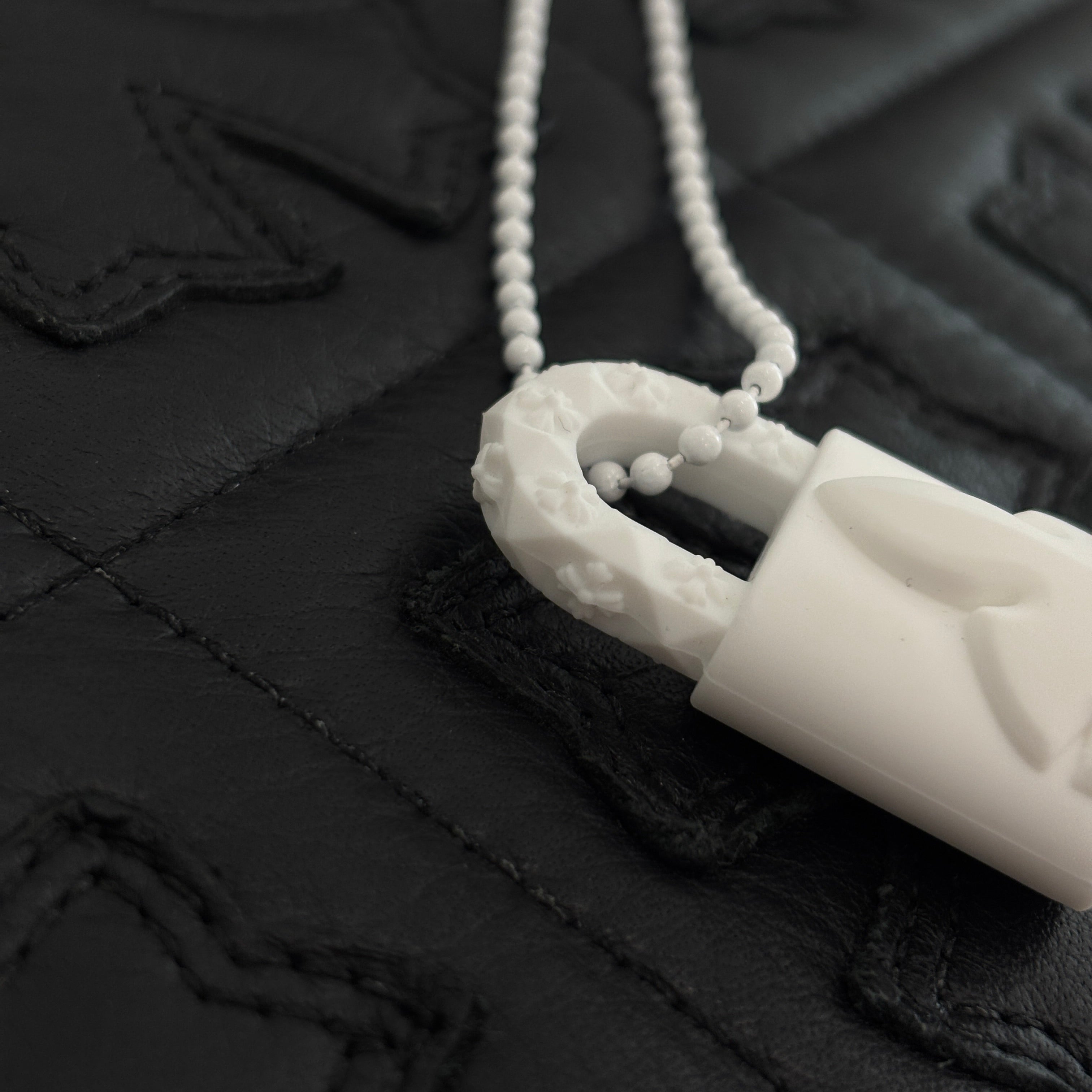 CHROME HEARTS 2023SS PADLOCK Flare Knee Silicon Rubber Necklace クロムハーツ パドロック フレアニー シリコンラバー ネックレス