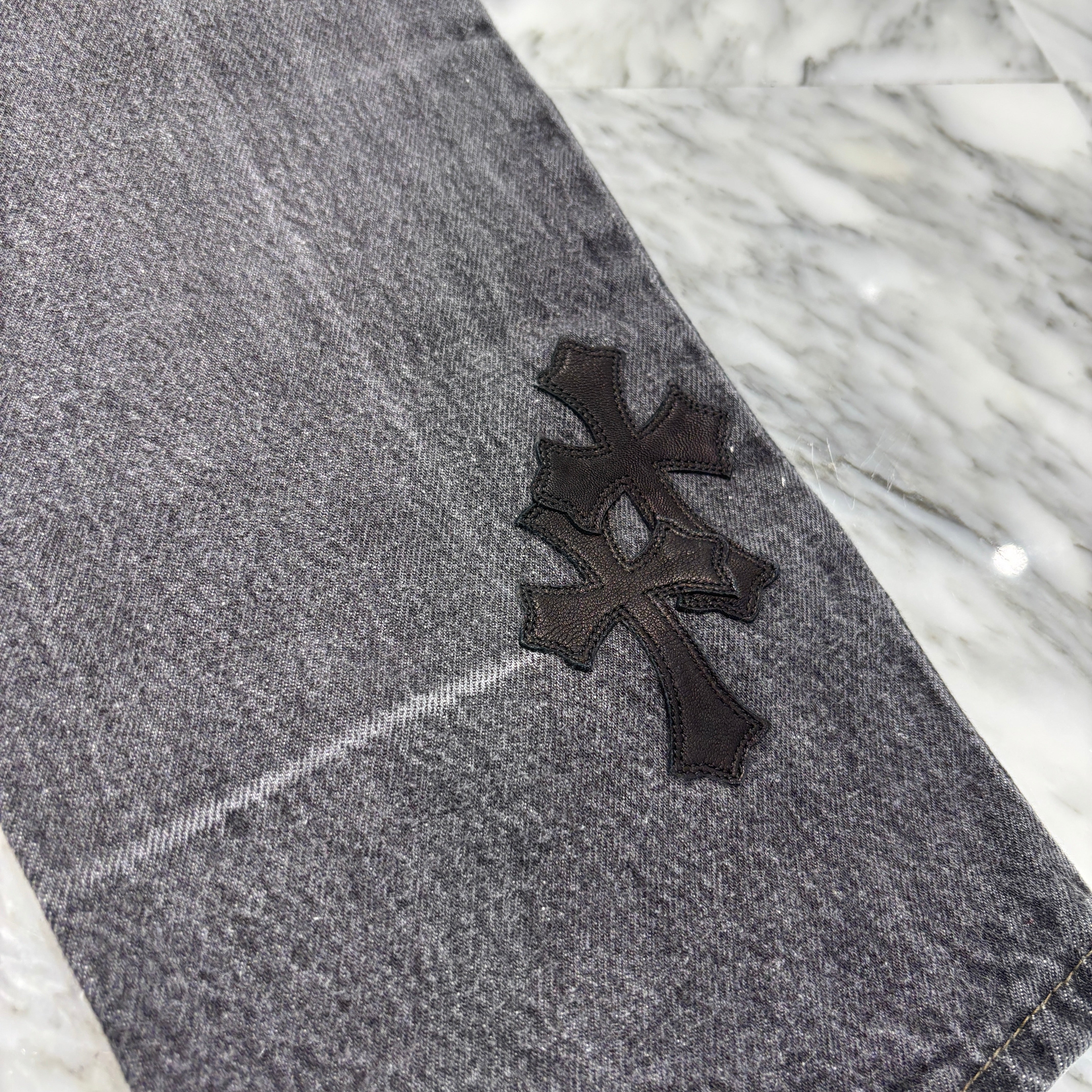 CHROME HEARTS × Levi's 501 VNTG Cross Leather Patch Jeans Size 27 クロムハーツ × リーバイス 501 ヴィンテージ クロスレザーパッチ ジーンズ デニムパンツ サイズ27