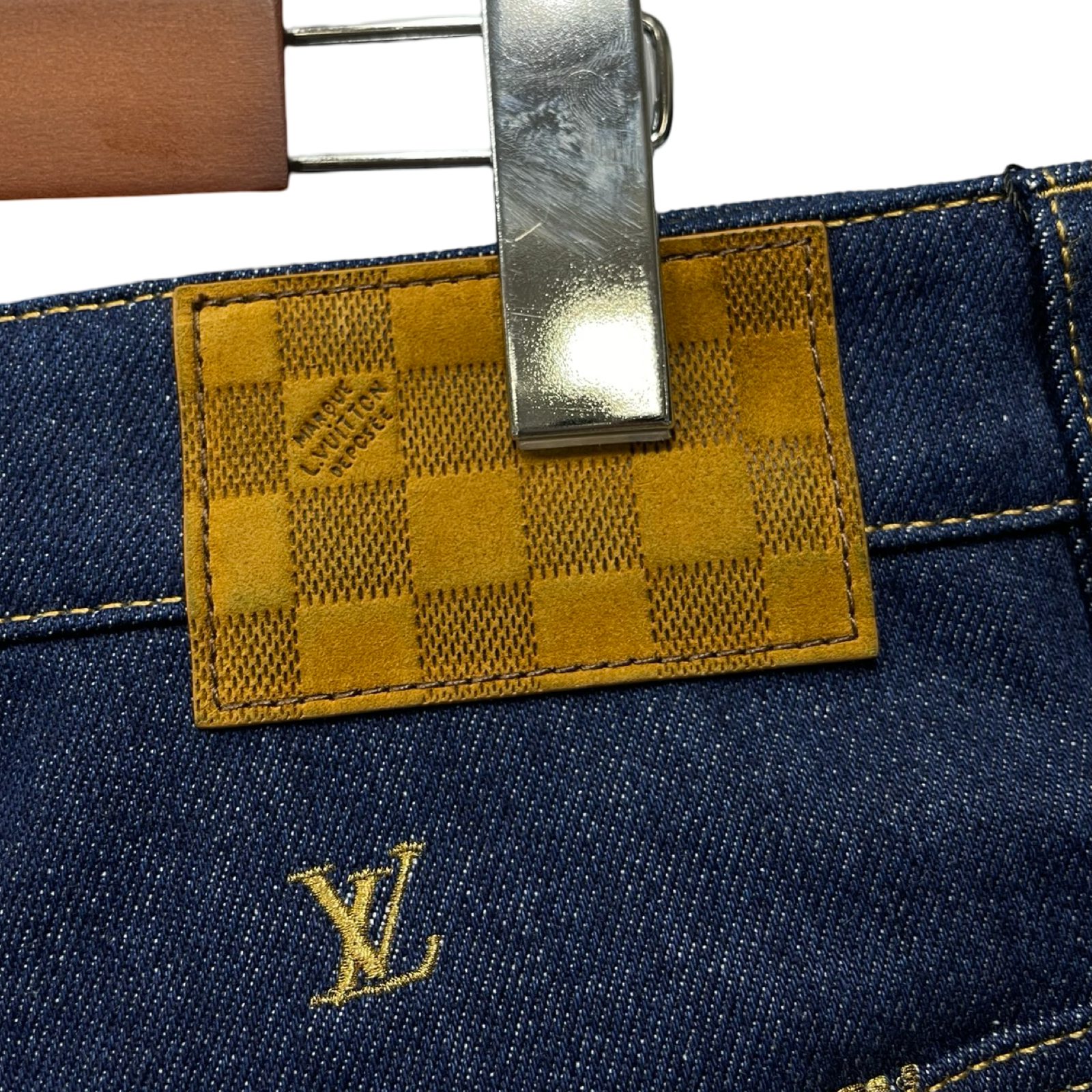 LOUIS VUITTON 2024SS Embroidered Signature Denim Shorts 1AFIAM Size 36