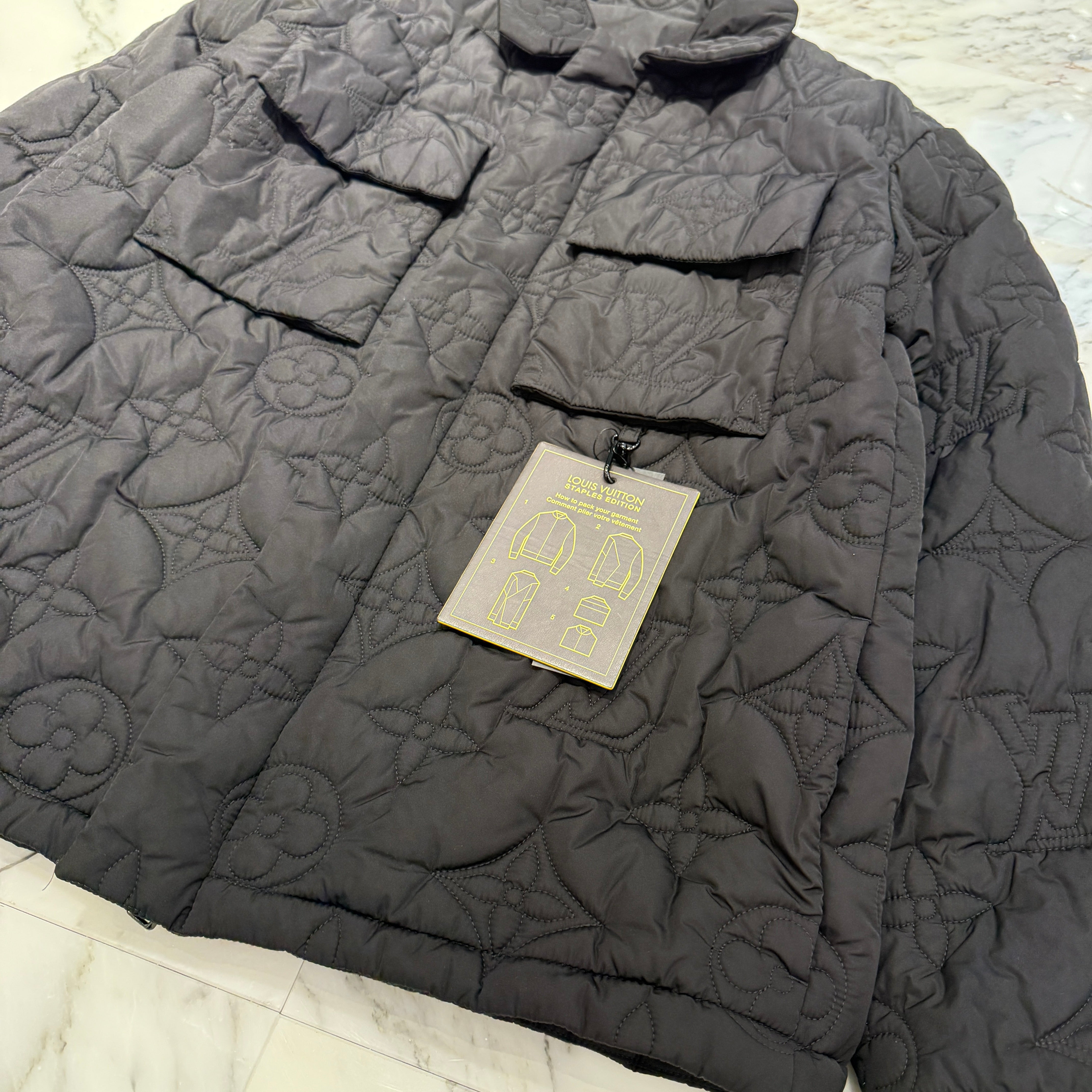 LOUIS VUITTON 2023AW Monogram Padded Light Blouson 1A5VAN Size 46 ルイヴィトン モノグラムパデッド ライトブルゾン サイズ46