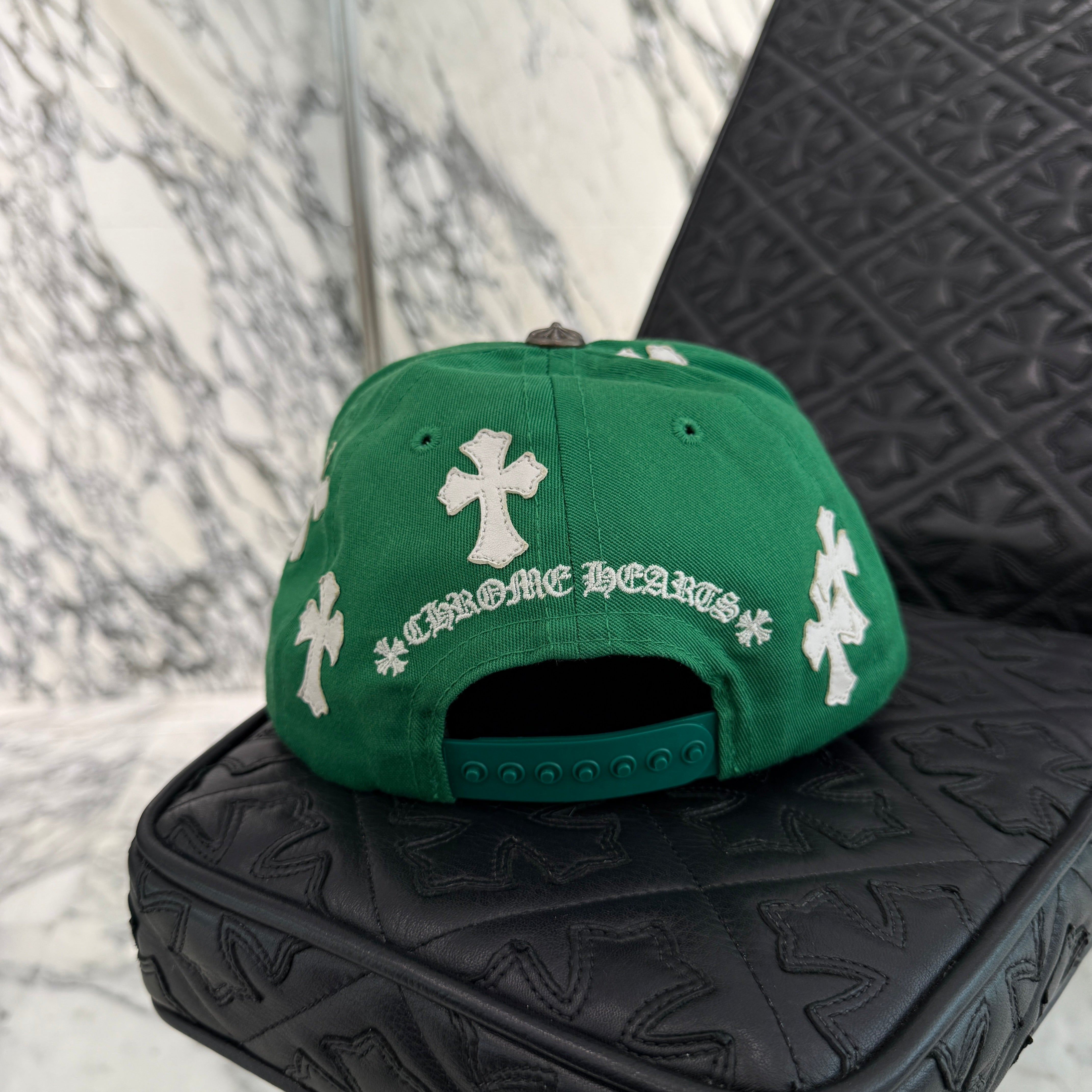 CHROME HEARTS Cemetery Cross Patch Trucker Cap ONE SIZE（53-60） クロムハーツ セメタリークロスパッチ トラッカーキャップ ONE SIZE（53-60）