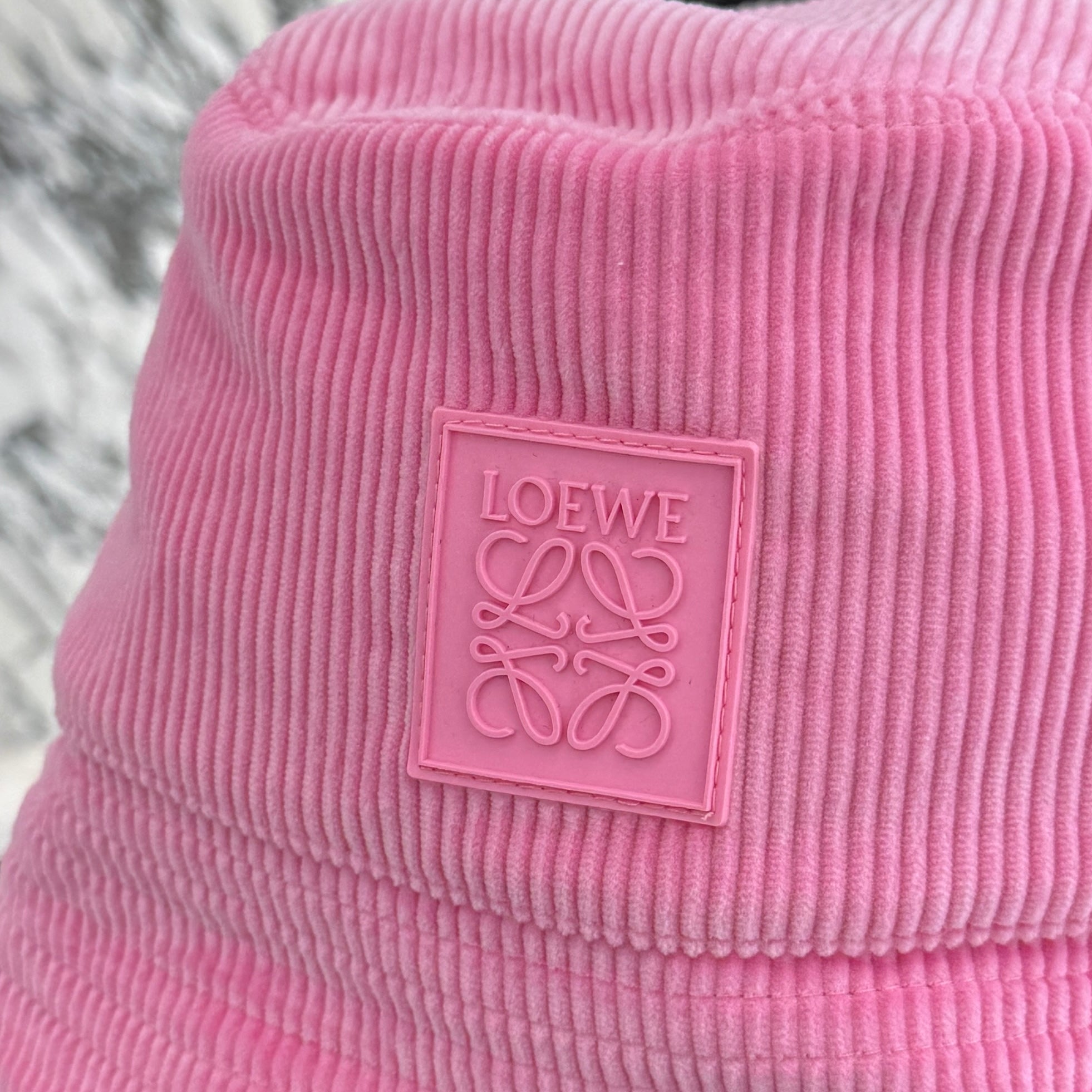 LOEWE 2023AW Anagram Logo Patch Corduroy Bucket Hat K820HB1X65
