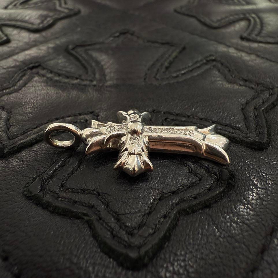 CHROME HEARTS 18KWG Double CH Cross Charm Pave Diamond Pendant Top クロムハーツ 18KWG ダブルCHクロス チャーム パヴェダイヤモンド ペンダントトップ