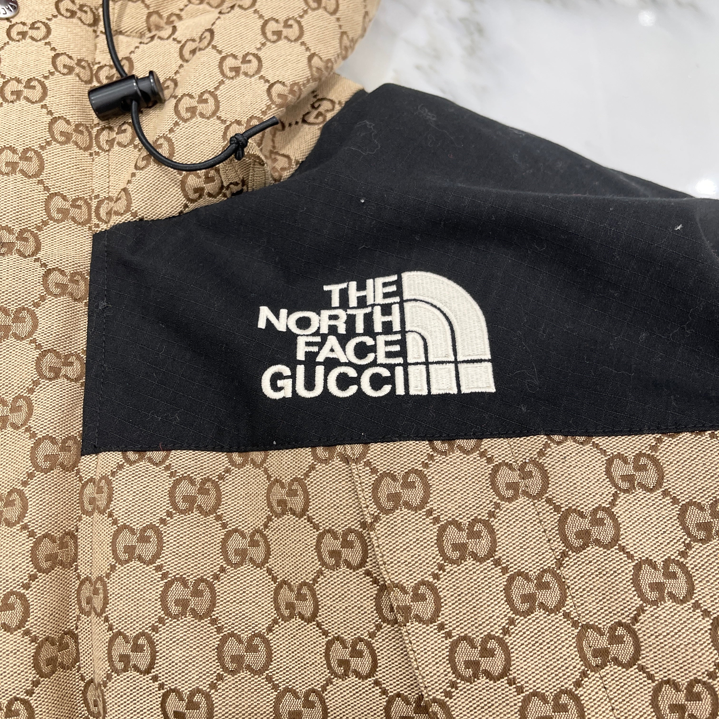 GUCCIジャケット ☆人気☆ 限定コラボ Gucci x The North Face ジャケット (GUCCI