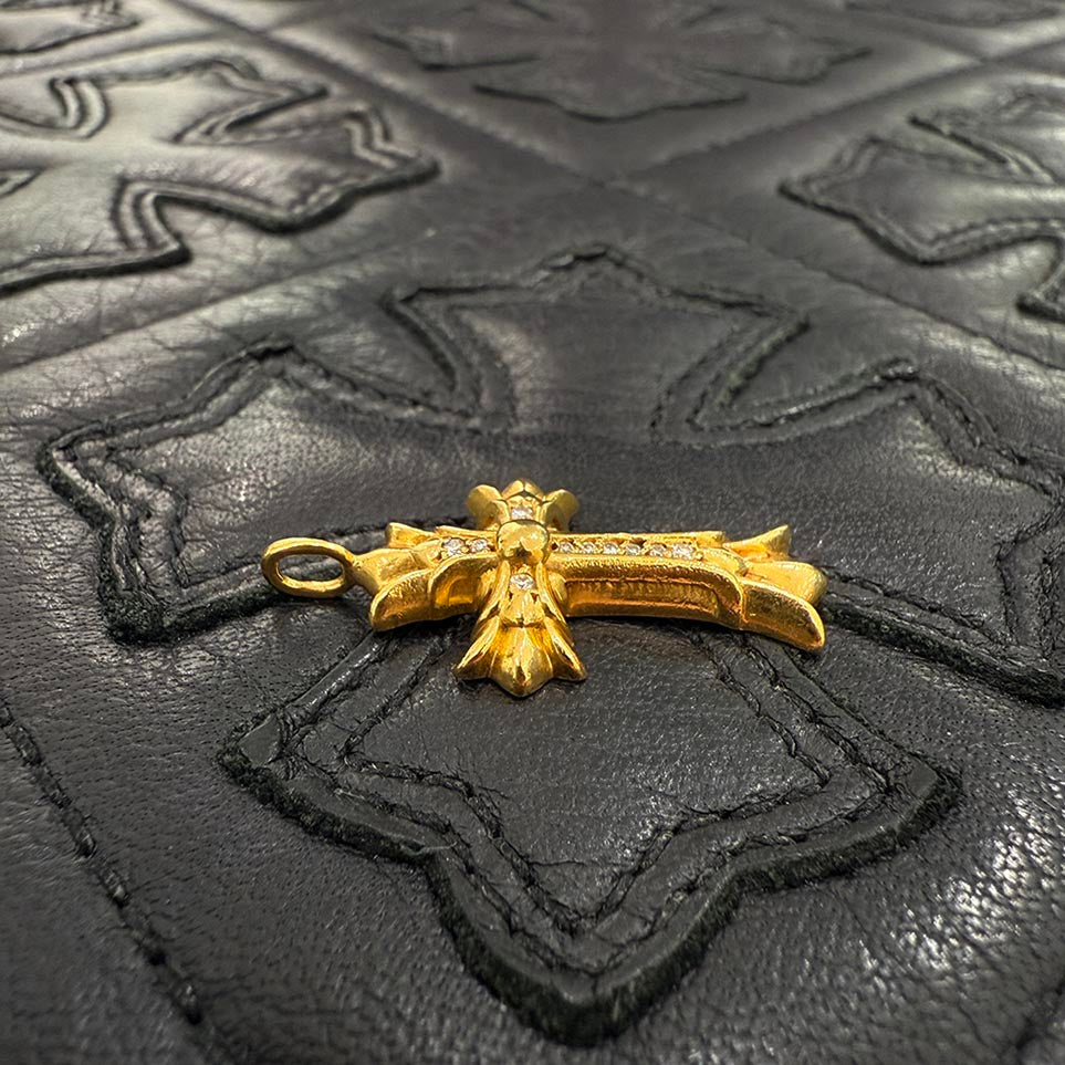 CHROME HEARTS 22K Double CH Cross Charm Pave Diamond Pendant Top クロムハーツ 22K ダブルCHクロス チャーム パヴェダイヤモンド ペンダントトップ