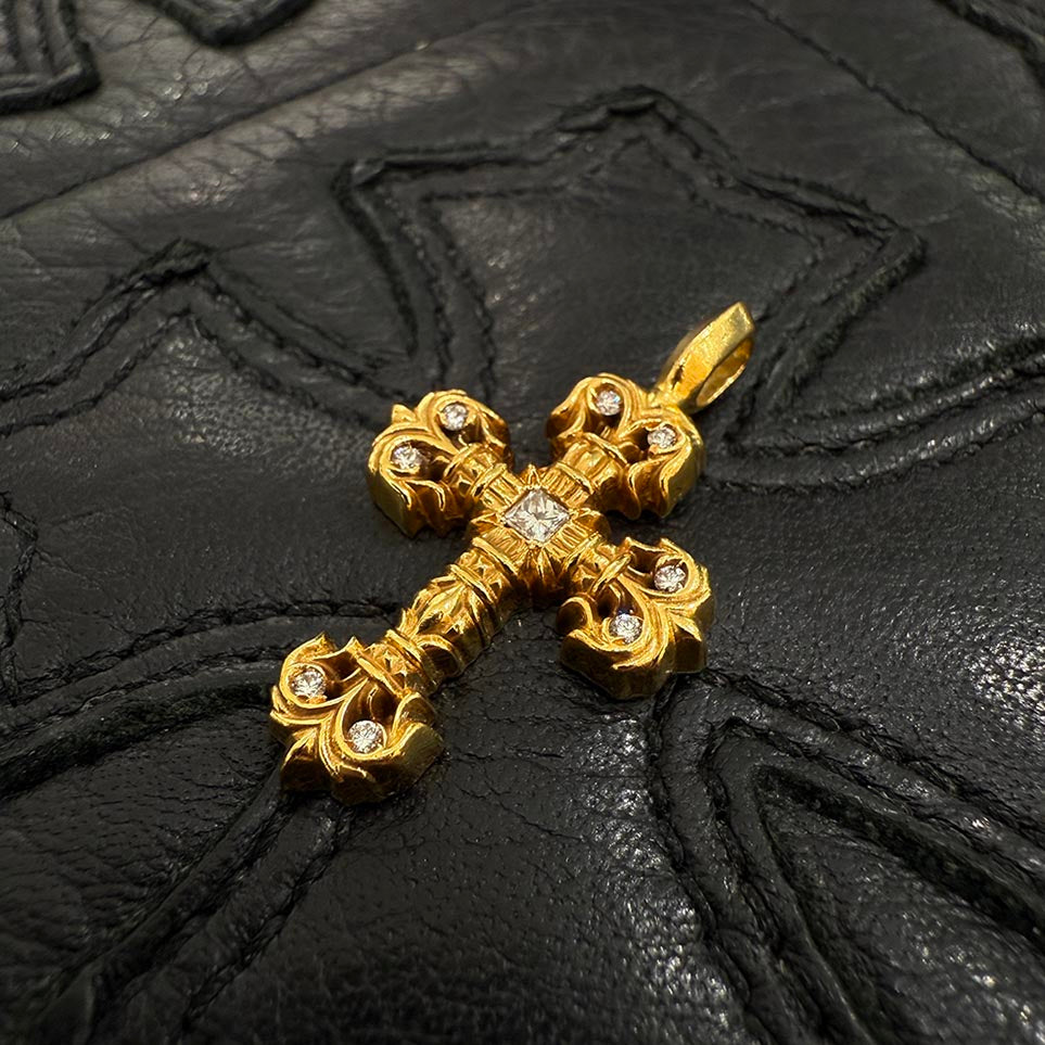 CHROME HEARTS 22K Tiny Filigree Cross Pave Diamond Pendent Top クロムハーツ 22K タイニー フィリグリークロス パヴェダイヤモンド ペンダント トップ