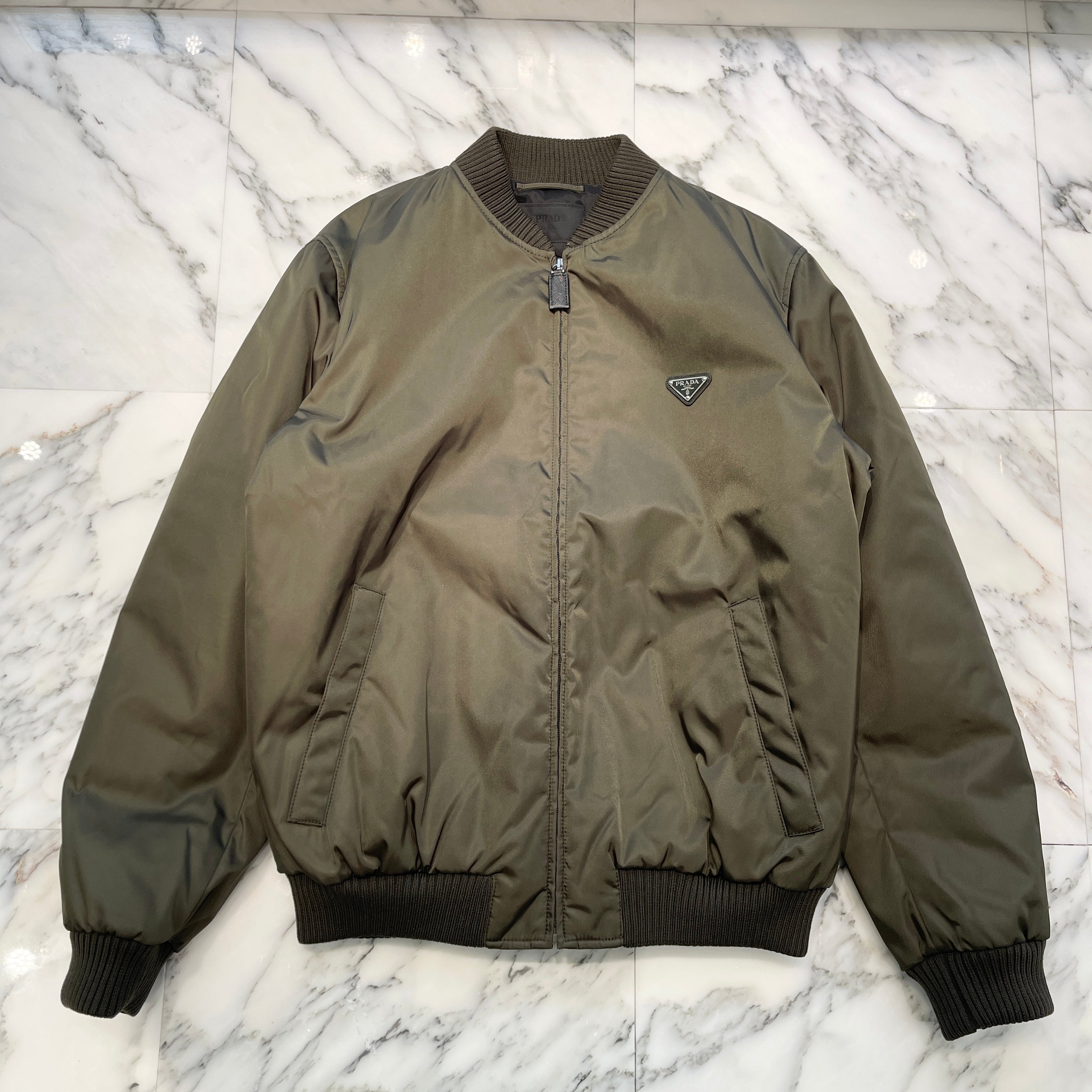 PRADA Re Nylon Triangle Logo Plate Bomber Jacket SGA038 R232 1WQ8 Size 56 プラダ リナイロン トライアングルロゴ プレート ボンバージャケット サイズ56