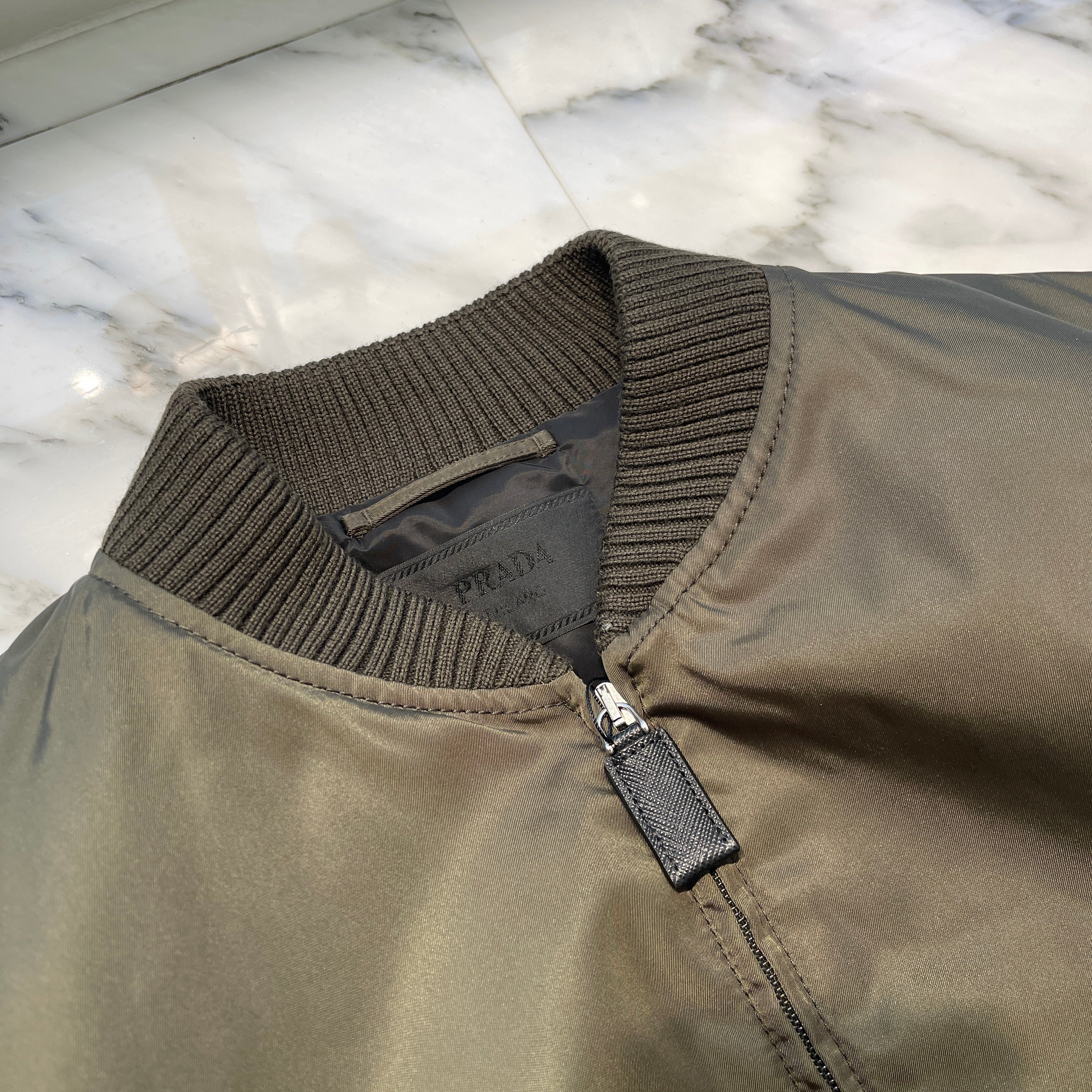 PRADA Re Nylon Triangle Logo Plate Bomber Jacket SGA038 R232 1WQ8 Size 56 プラダ リナイロン トライアングルロゴ プレート ボンバージャケット サイズ56