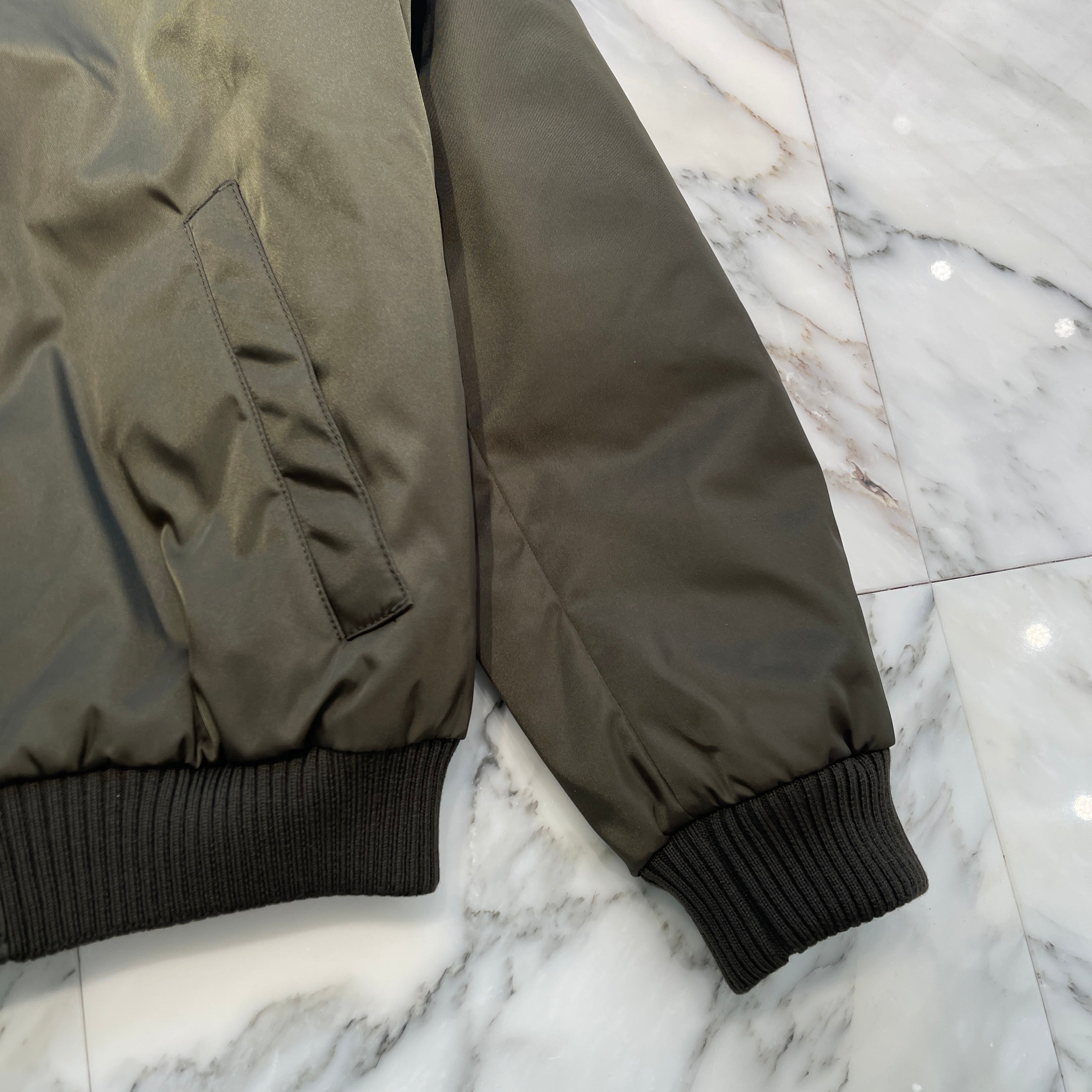 PRADA Re Nylon Triangle Logo Plate Bomber Jacket SGA038 R232 1WQ8 Size 56 プラダ リナイロン トライアングルロゴ プレート ボンバージャケット サイズ56