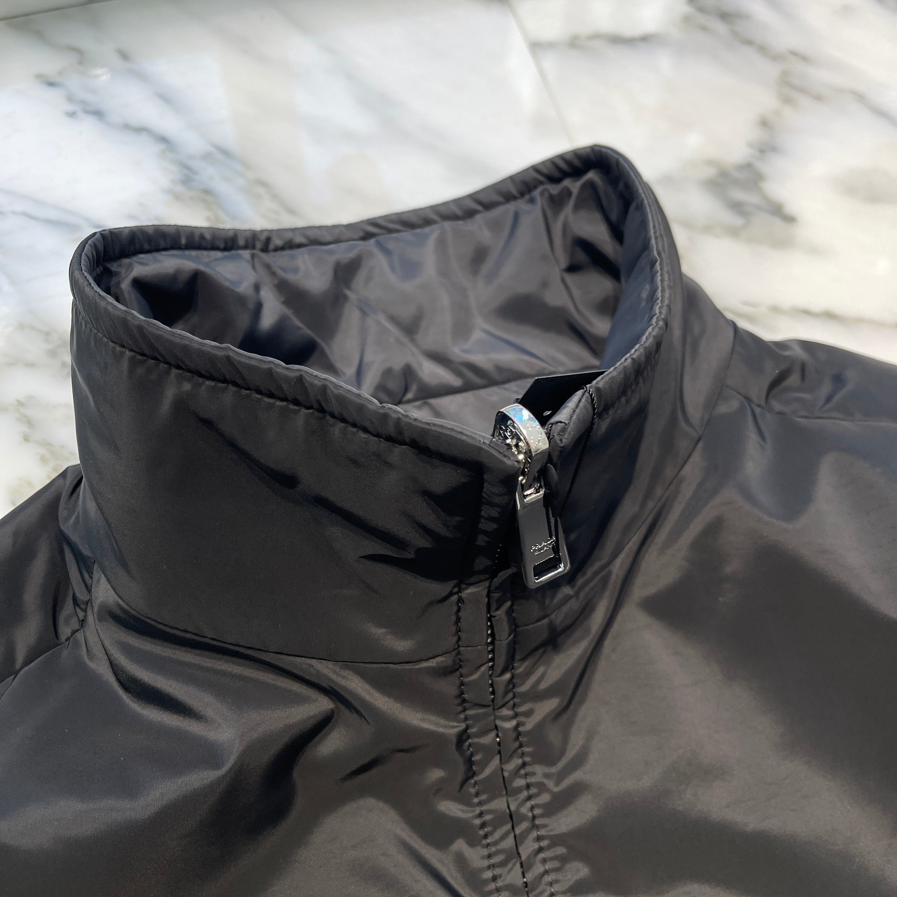 PRADA 2023AW Silver Plate Reversible Puffy Jacket SGB223 R232 1060 Size 54 プラダ シルバープレート リバーシブルパフィジャケットサイズ54