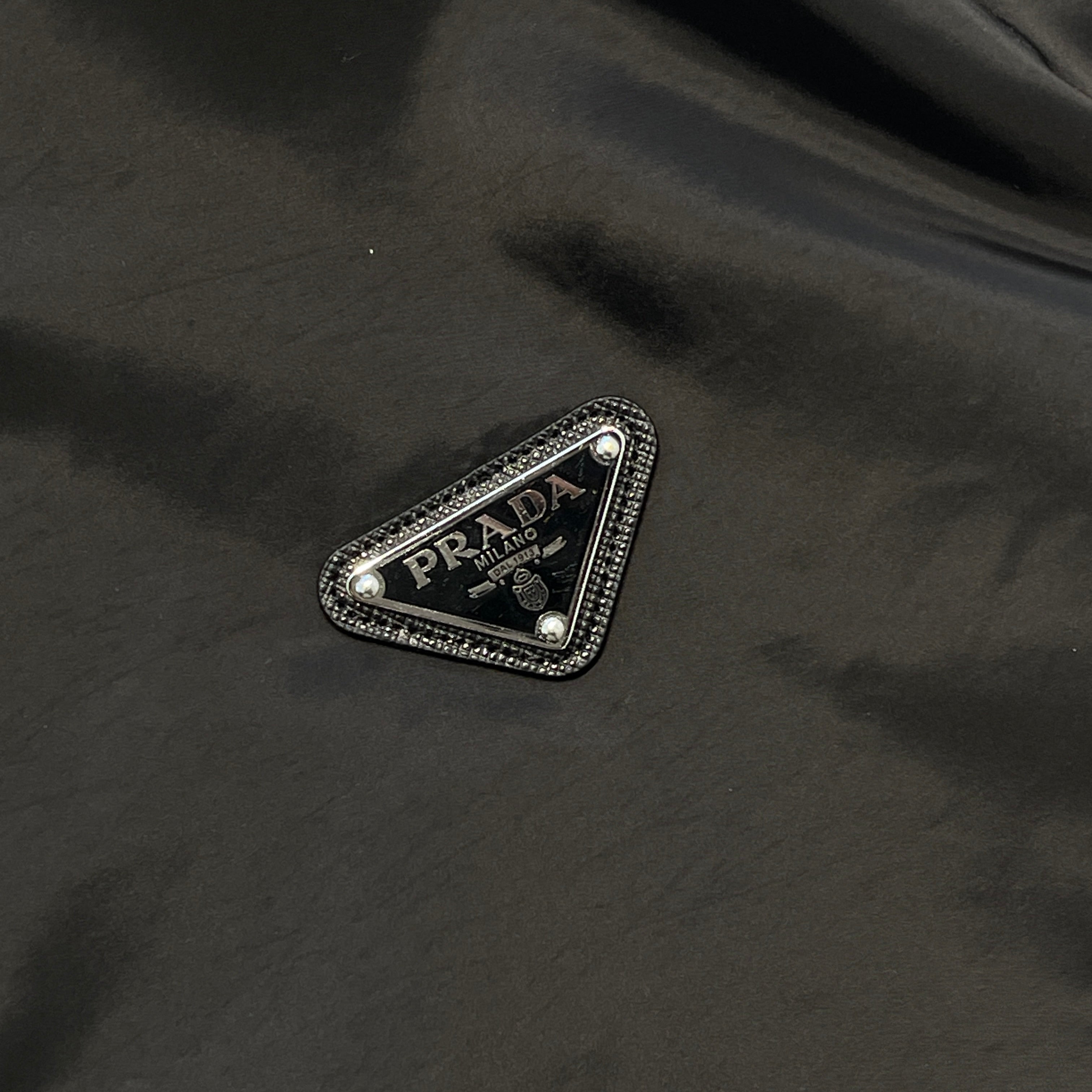 PRADA 2023AW Silver Plate Reversible Puffy Jacket SGB223 R232 1060 Size 54 プラダ シルバープレート リバーシブルパフィジャケットサイズ54