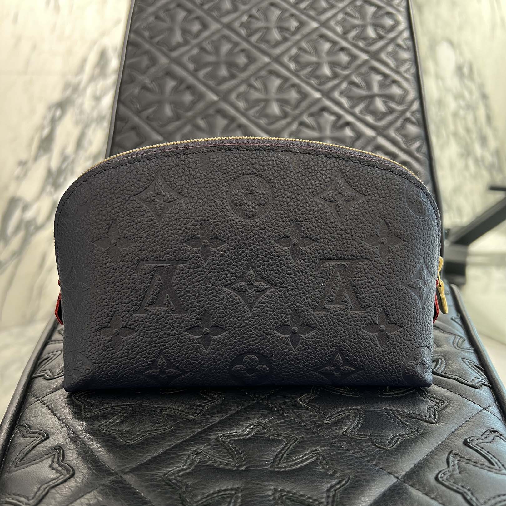 LOUIS VUITTON Monogram Empreinte Pochette Cosmetic PM M69413 ルイヴィトン モノグラム アンプラントポシェット・コスメティック PM
