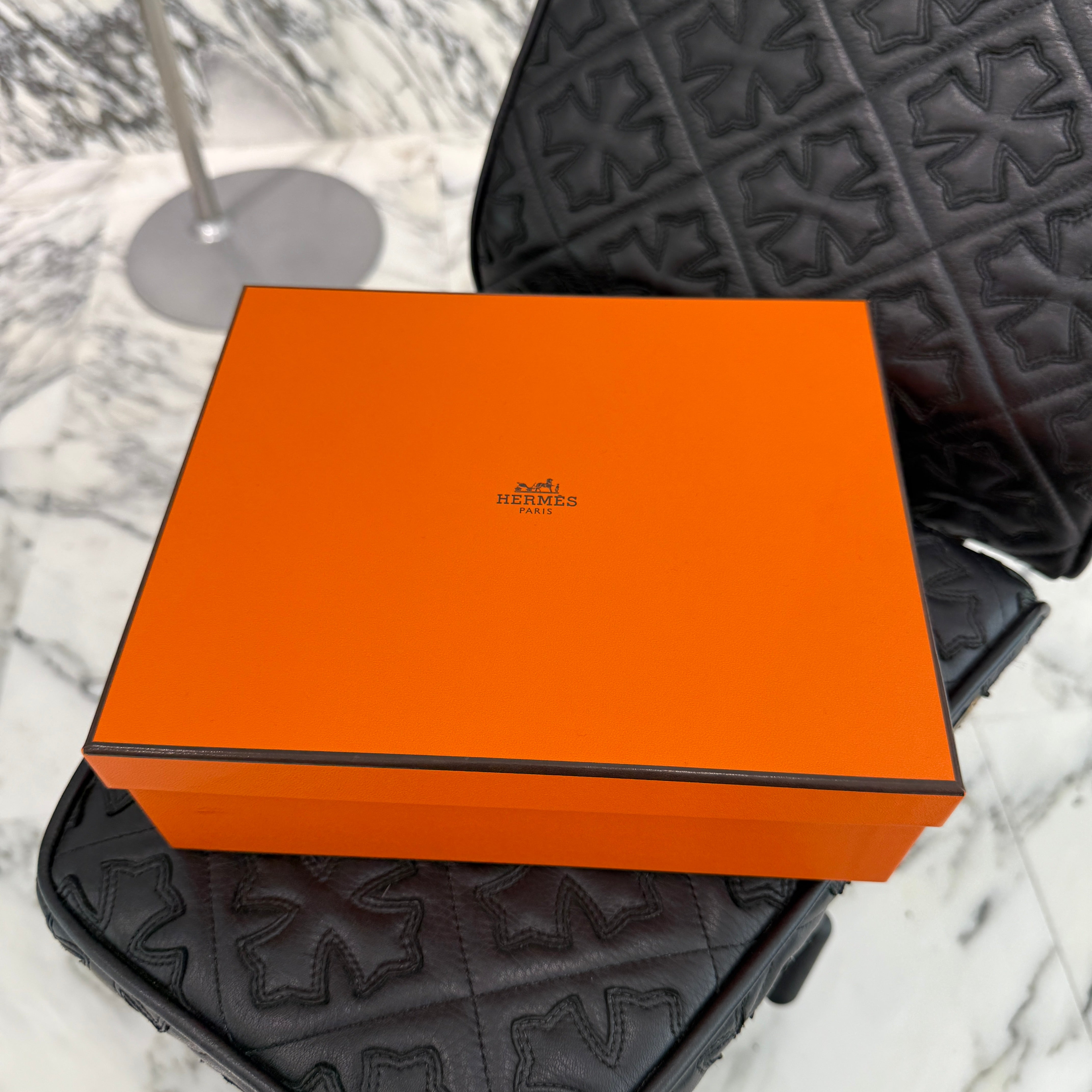 HERMES Evelyn Amazon TPM "NOIR" K刻印 エルメス エブリン アマゾン TPM "ノワール" レザーショルダーバッグ K刻印