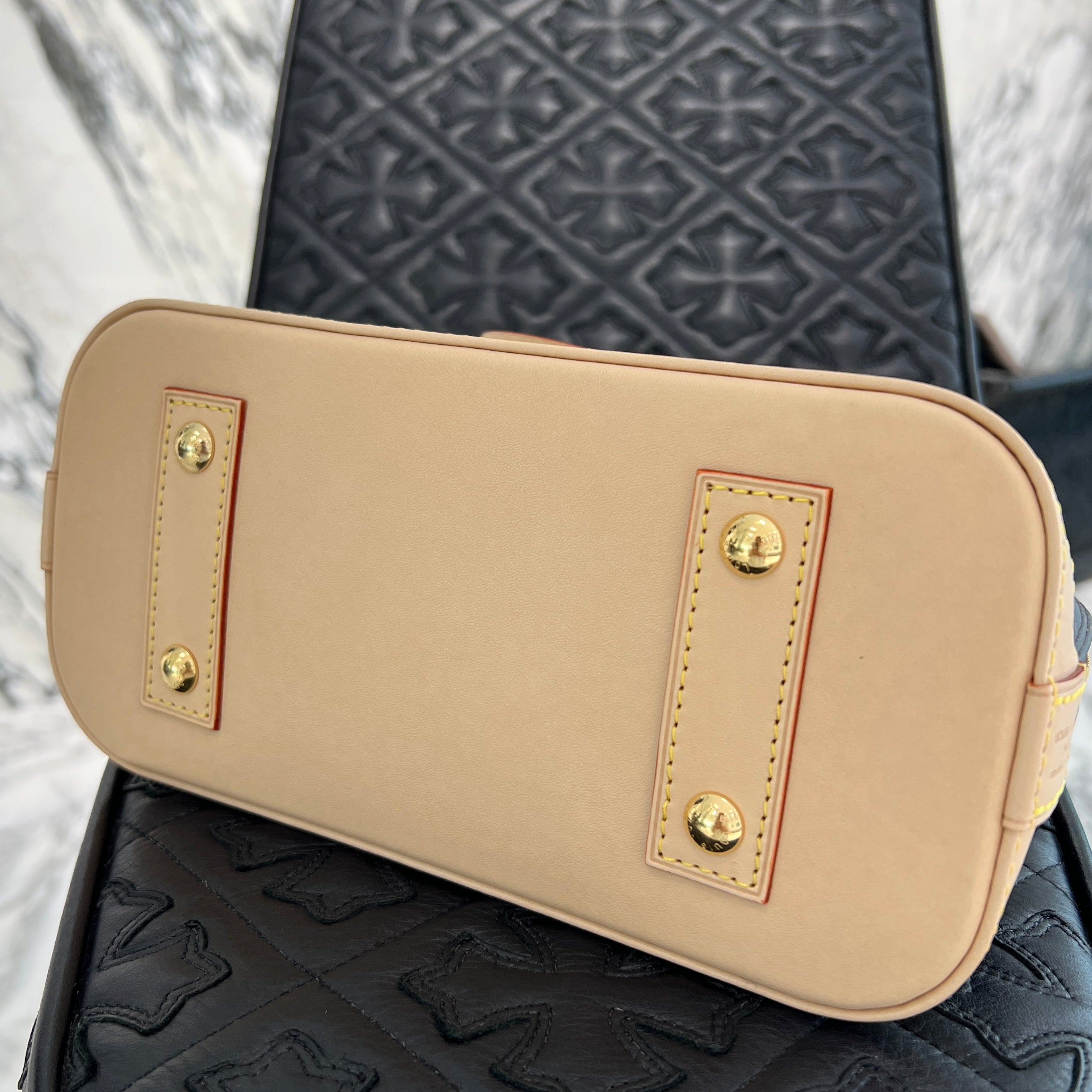 LOUIS VUITTON Alma BB Monogram 2 Way Bag M46990 ルイヴィトン アルマBB モノグラム 2WAY バッグ