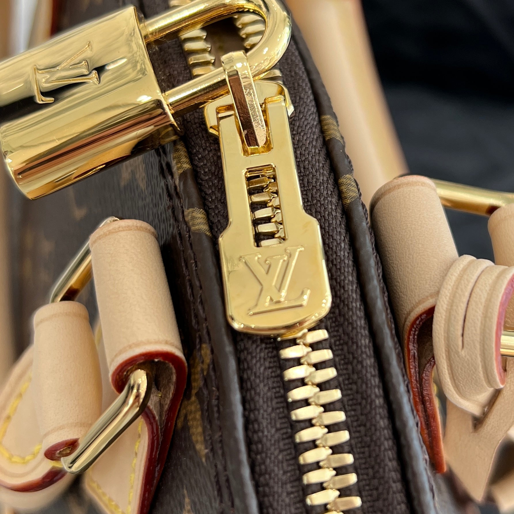 LOUIS VUITTON Alma BB Monogram 2 Way Bag M46990 ルイヴィトン アルマBB モノグラム 2WAY バッグ