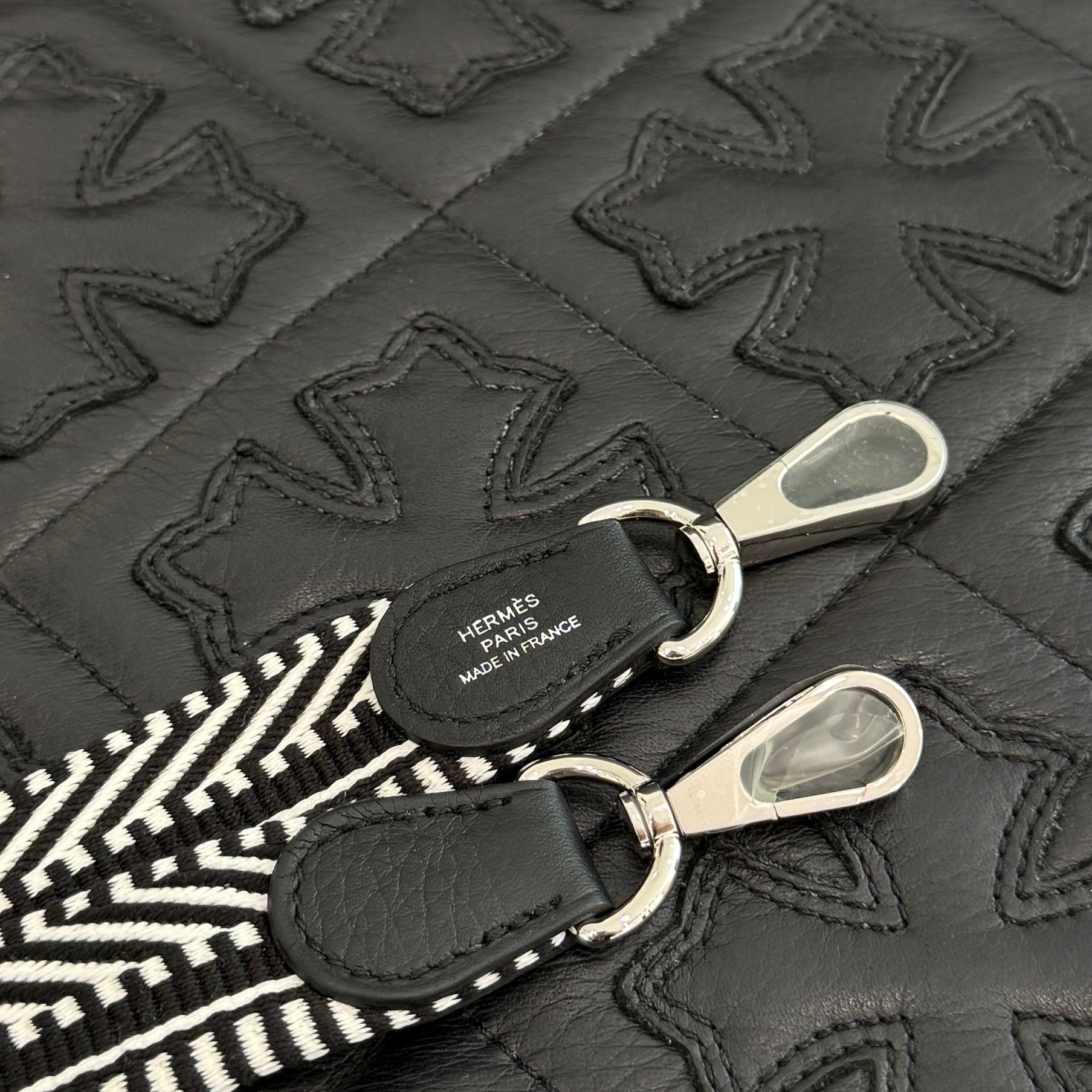 HERMES Evelyn Amazon TPM "NOIR" K刻印 エルメス エブリン アマゾン TPM "ノワール" レザーショルダーバッグ K刻印