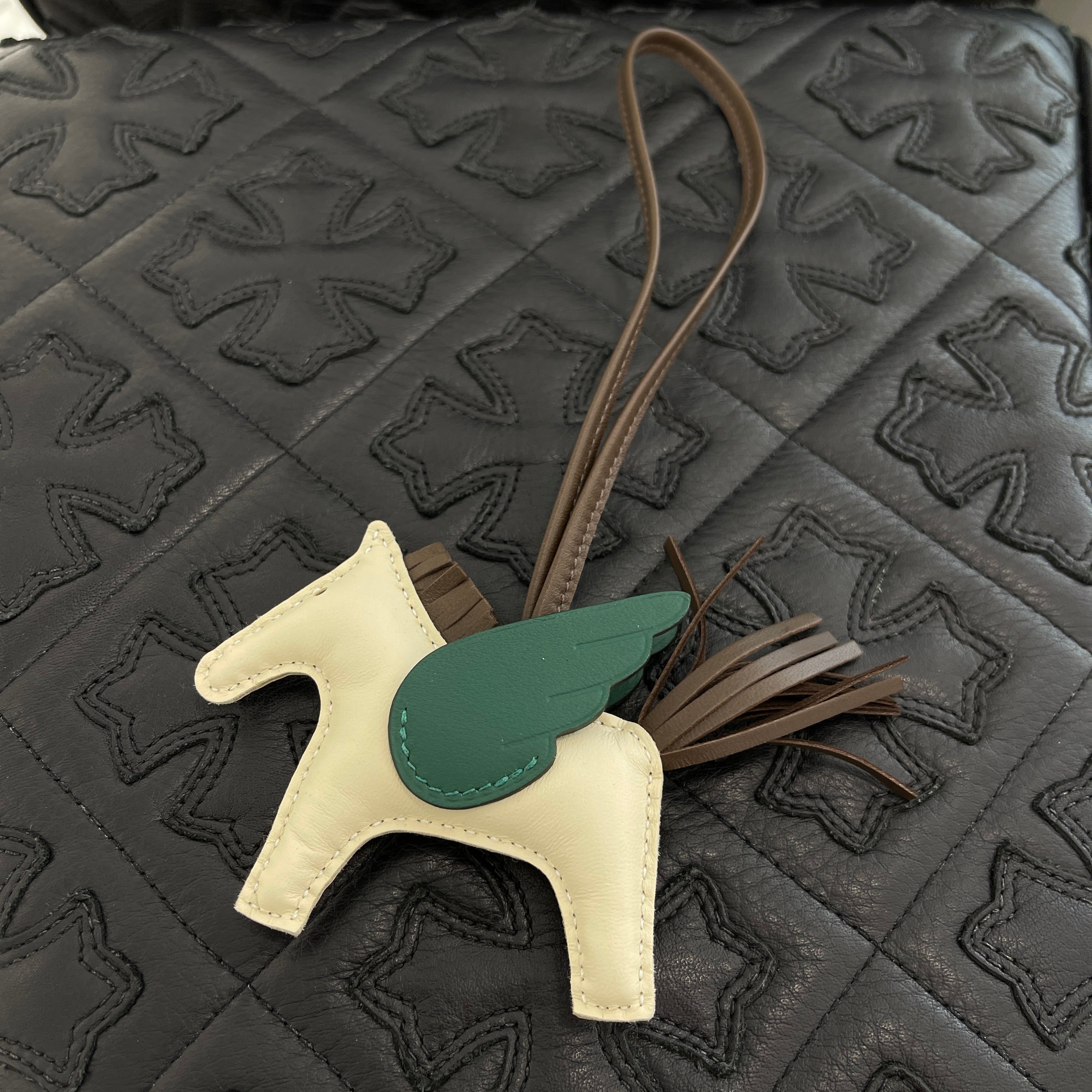 HERMES Rodeo Pegasus PM Charm W刻印 エルメス ロデオ ペガサス PM チャーム