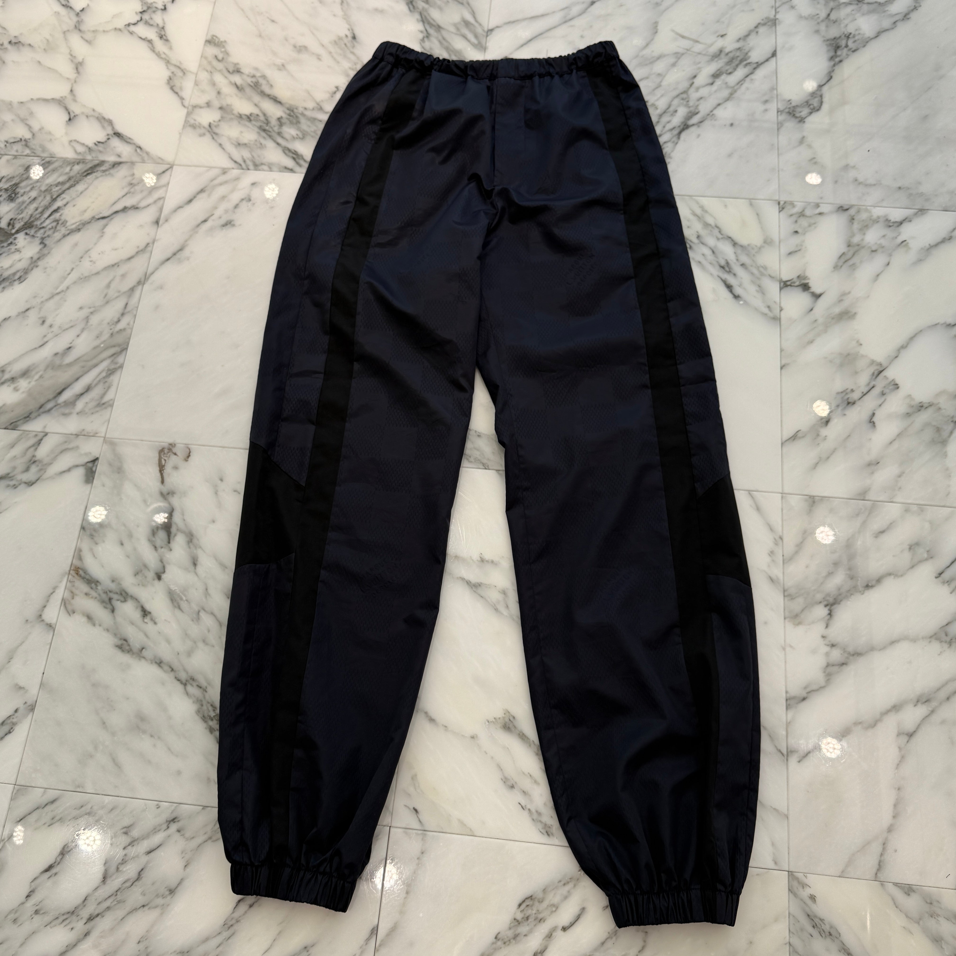 LOUIS VUITTON 2025SS Nylon Travel Track Pants 1AGJKW Size 44 ルイヴィトン ナイロントラベル トラックパンツ サイズ44