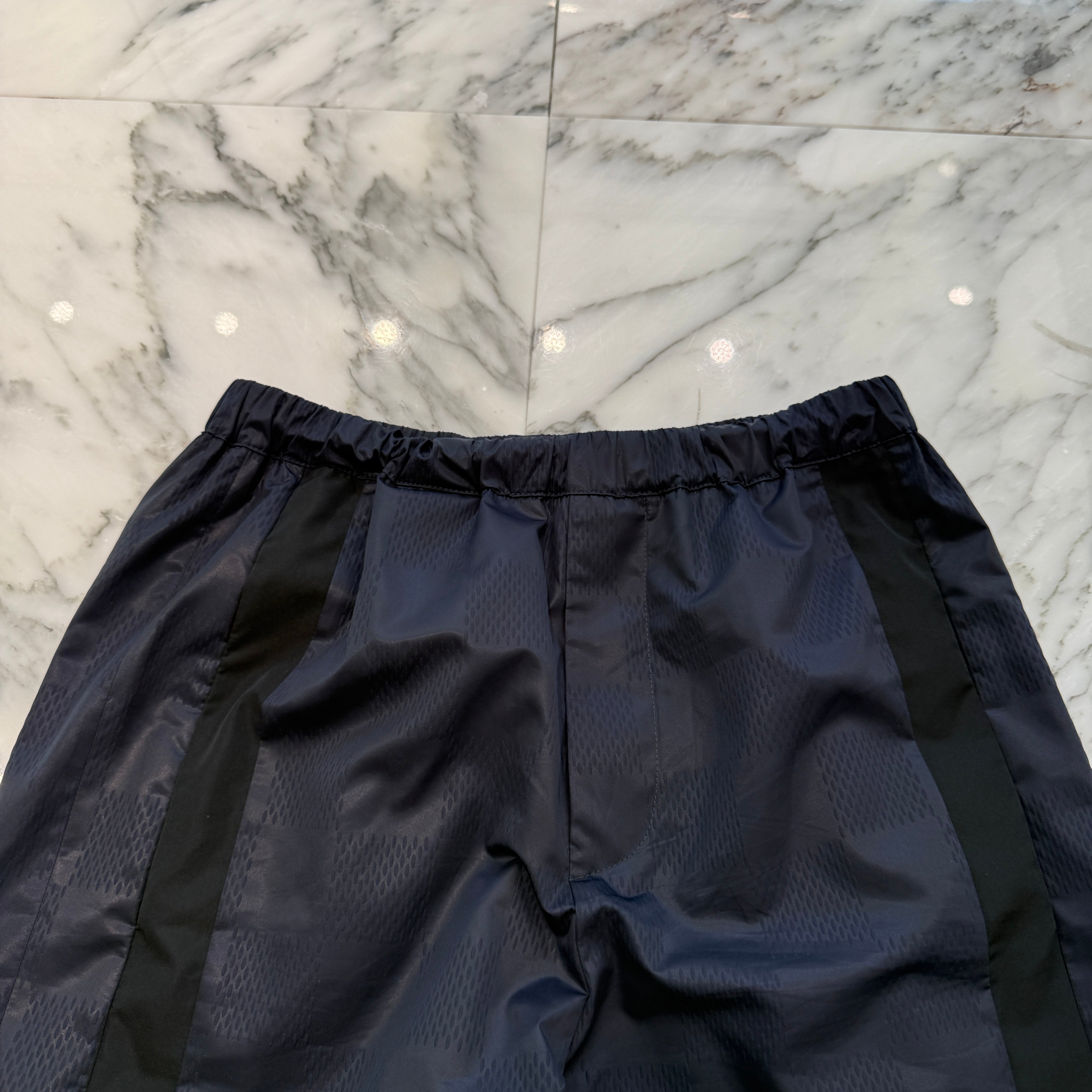 LOUIS VUITTON 2025SS Nylon Travel Track Pants 1AGJKW Size 44 ルイヴィトン ナイロントラベル トラックパンツ サイズ44