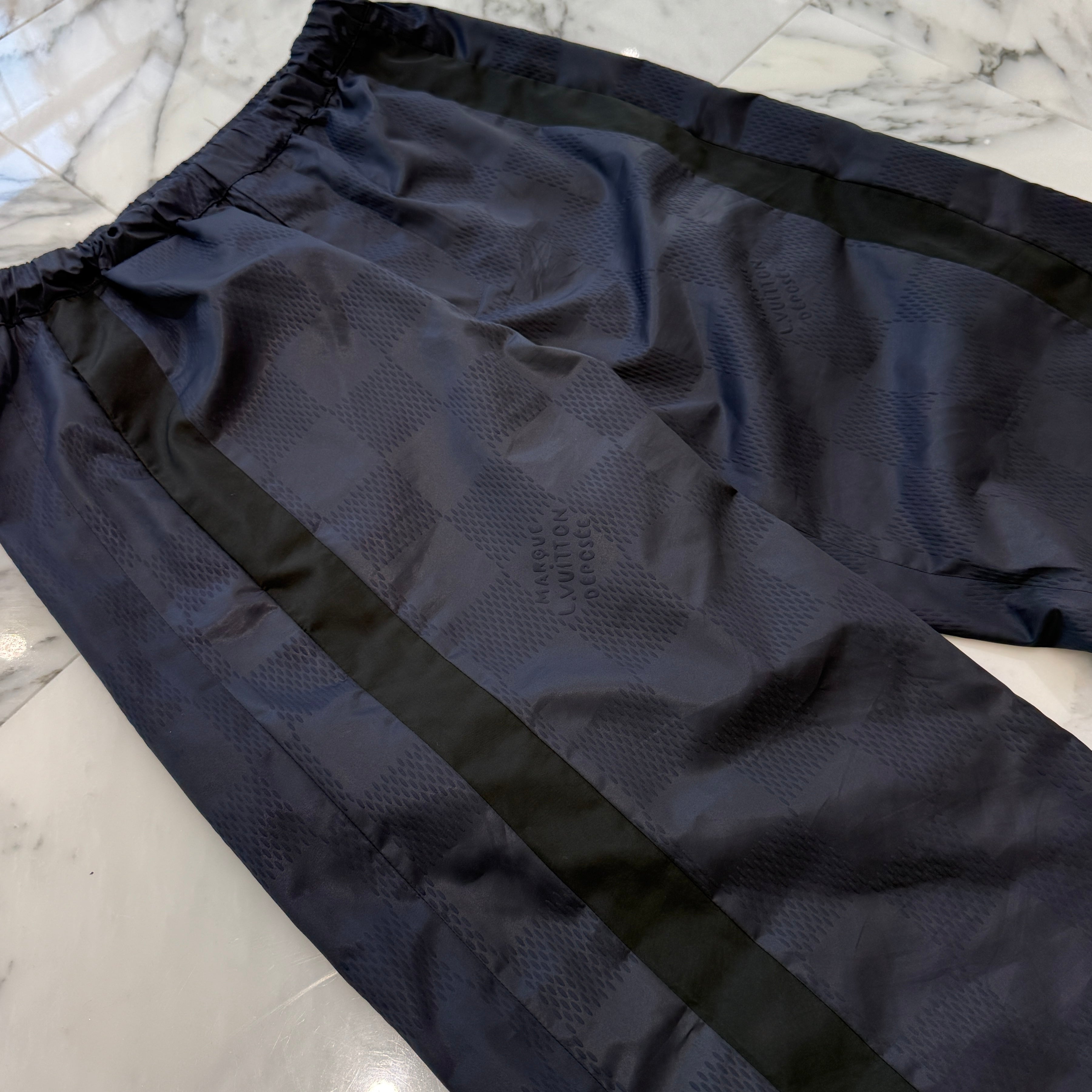 LOUIS VUITTON 2025SS Nylon Travel Track Pants 1AGJKW Size 44 ルイヴィトン ナイロントラベル トラックパンツ サイズ44