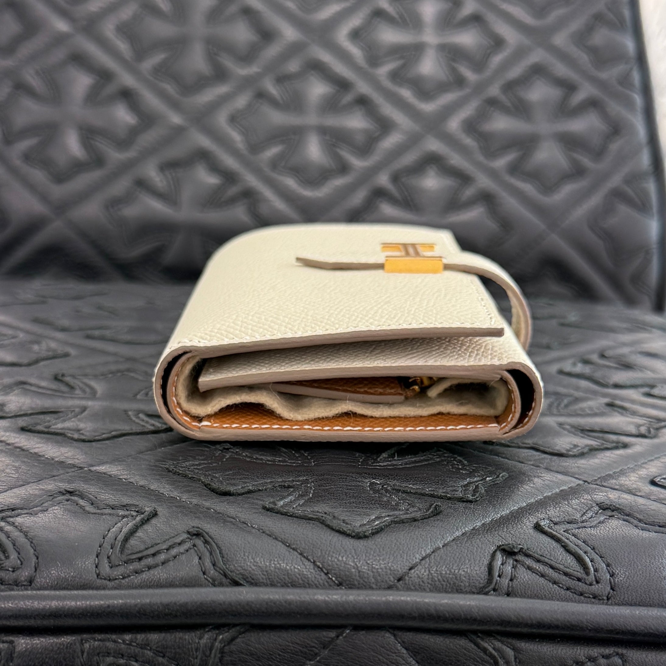 HERMES Bearn Combine Verso Wallet "Craie × Gold" W刻印 エルメス ベアン コンビネ ヴェルソ ウォレット "クレ×ゴールド" W刻印