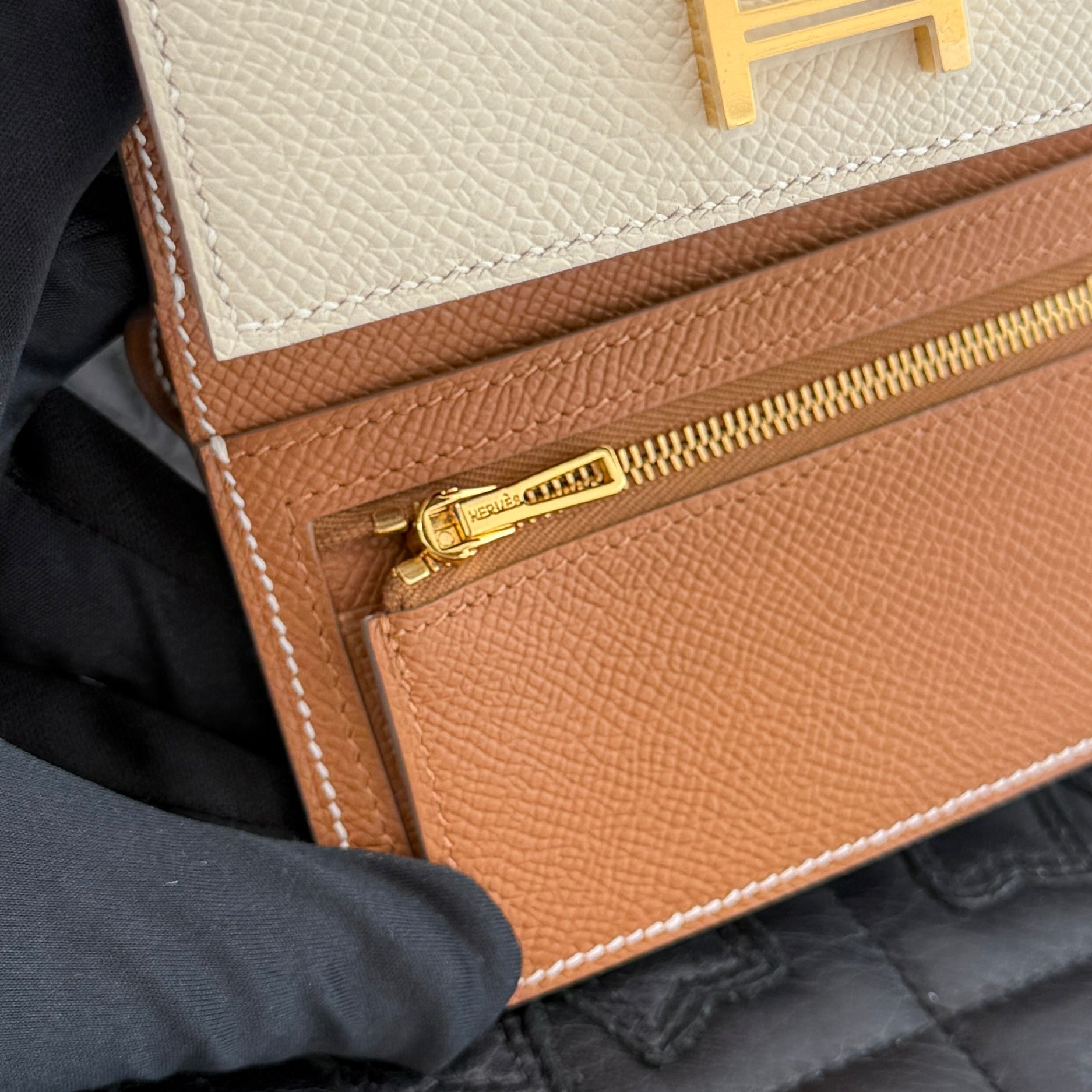 HERMES Bearn Combine Verso Wallet "Craie × Gold" W刻印 エルメス ベアン コンビネ ヴェルソ ウォレット "クレ×ゴールド" W刻印