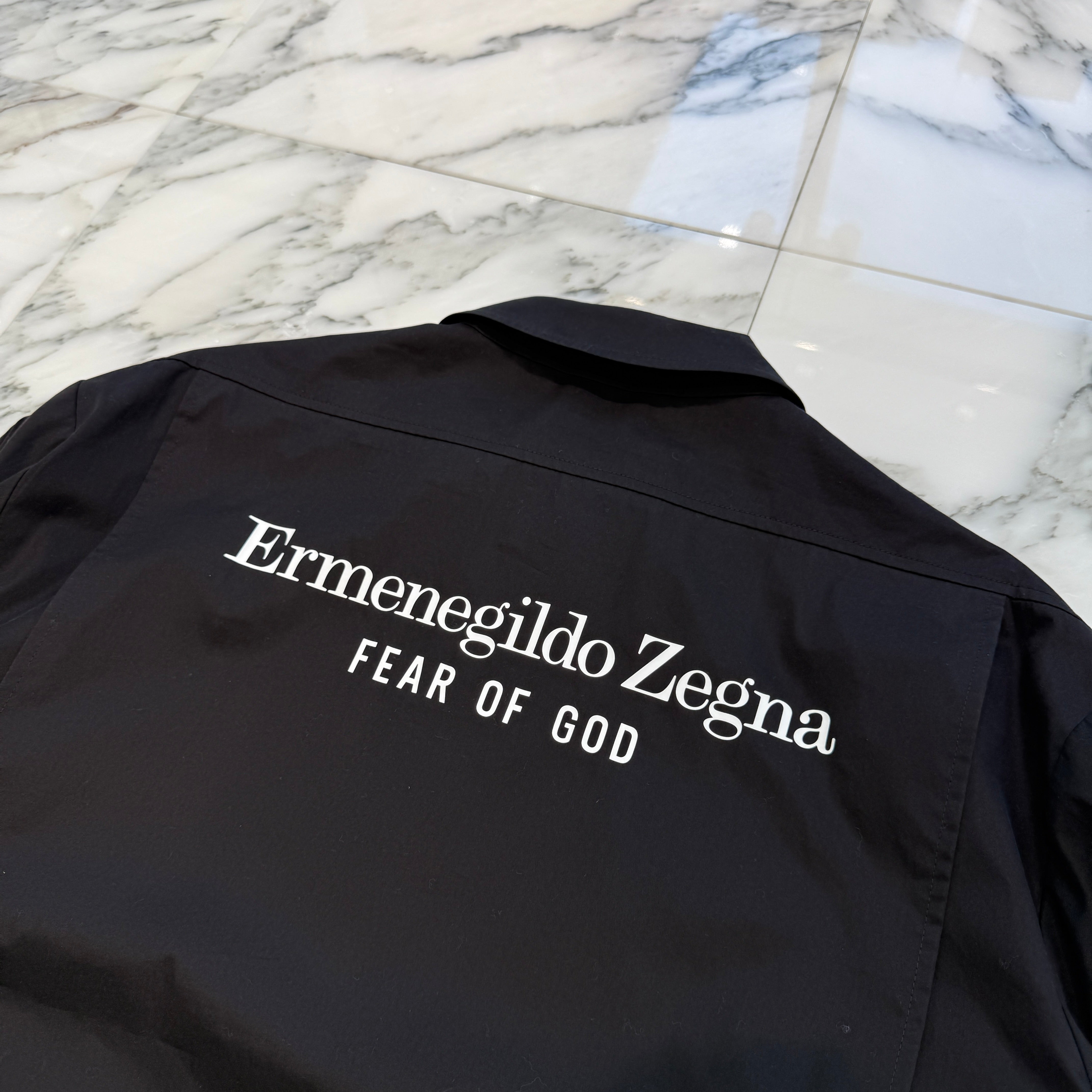 FEAR OF GOD × Ermenegildo Zegna 2020AW Logo Print Coach Jacket FZ5007 FZC801 Size 48 フィアオブゴッド×エルメネジルド・ゼニア ロゴプリント コーチジャケット サイズ48