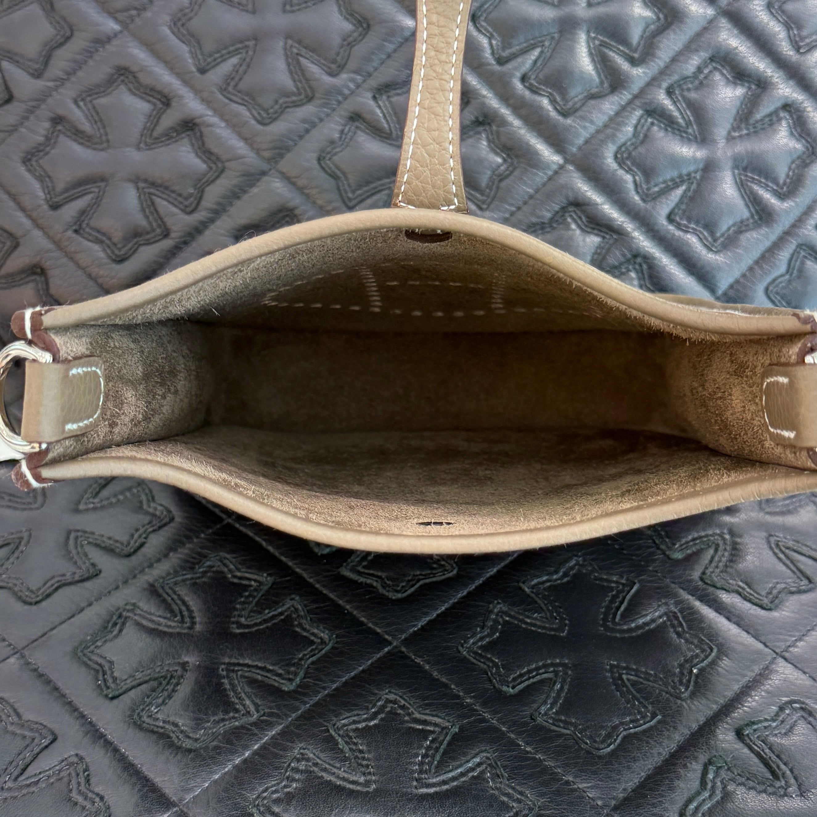 HERMES Evelyn Amazon TPM "Etoupe" W刻印 エルメス エブリン アマゾン TPM "エトゥープ" レザーショルダーバッグ W刻印