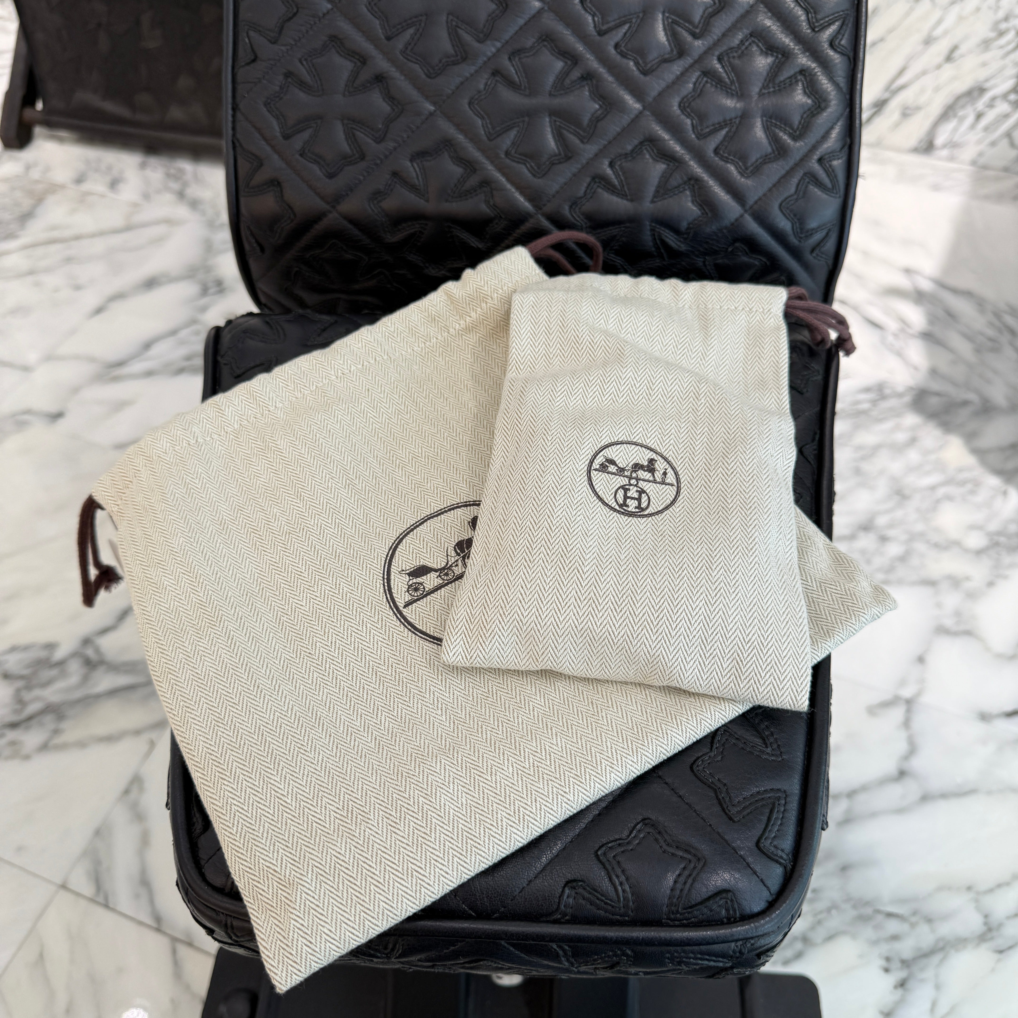 HERMES Evelyn Amazon TPM "Etoupe" W刻印 エルメス エブリン アマゾン TPM "エトゥープ" レザーショルダーバッグ W刻印