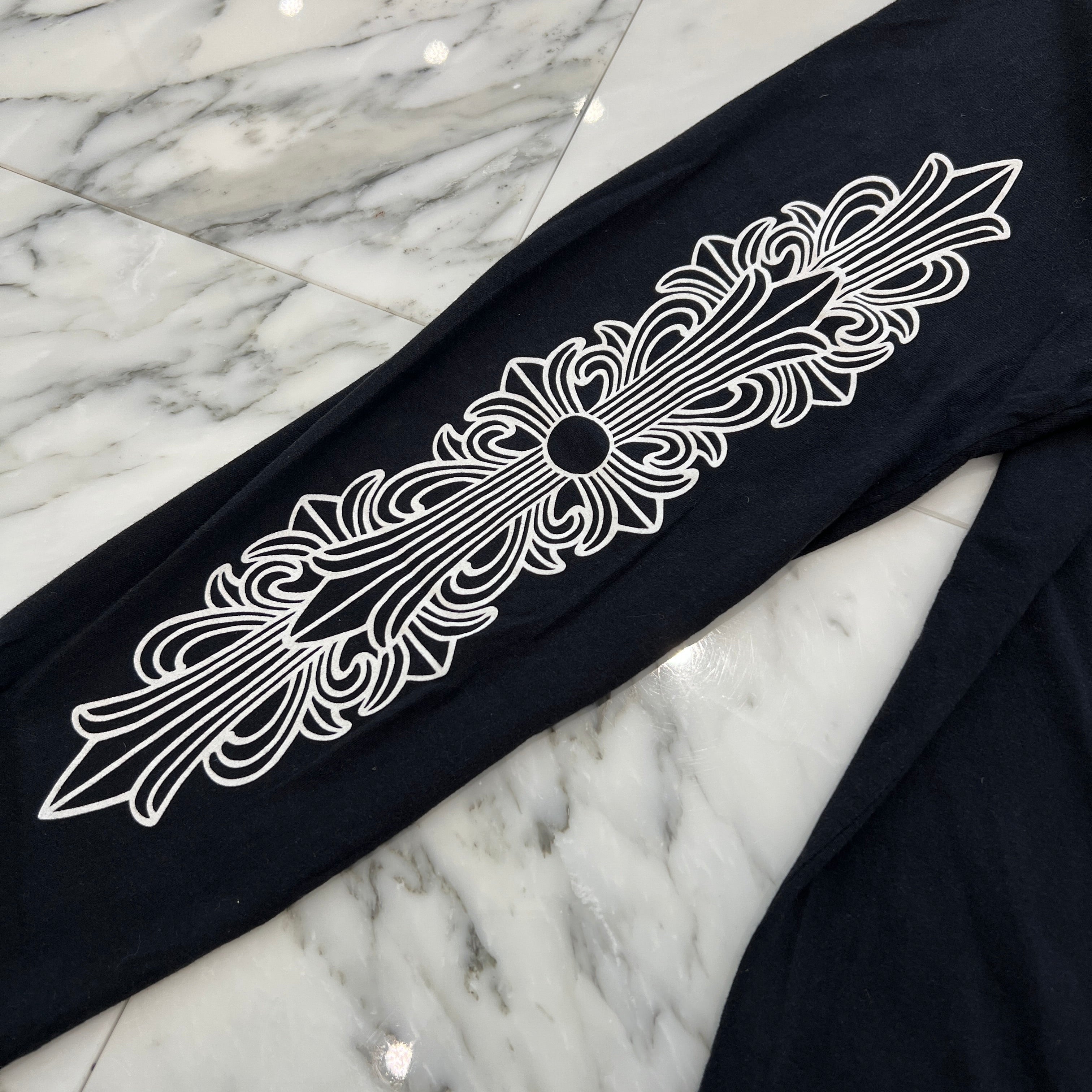 CHROME HEARTS NEW YORK Limited Horseshoe Long Sleeve Tee