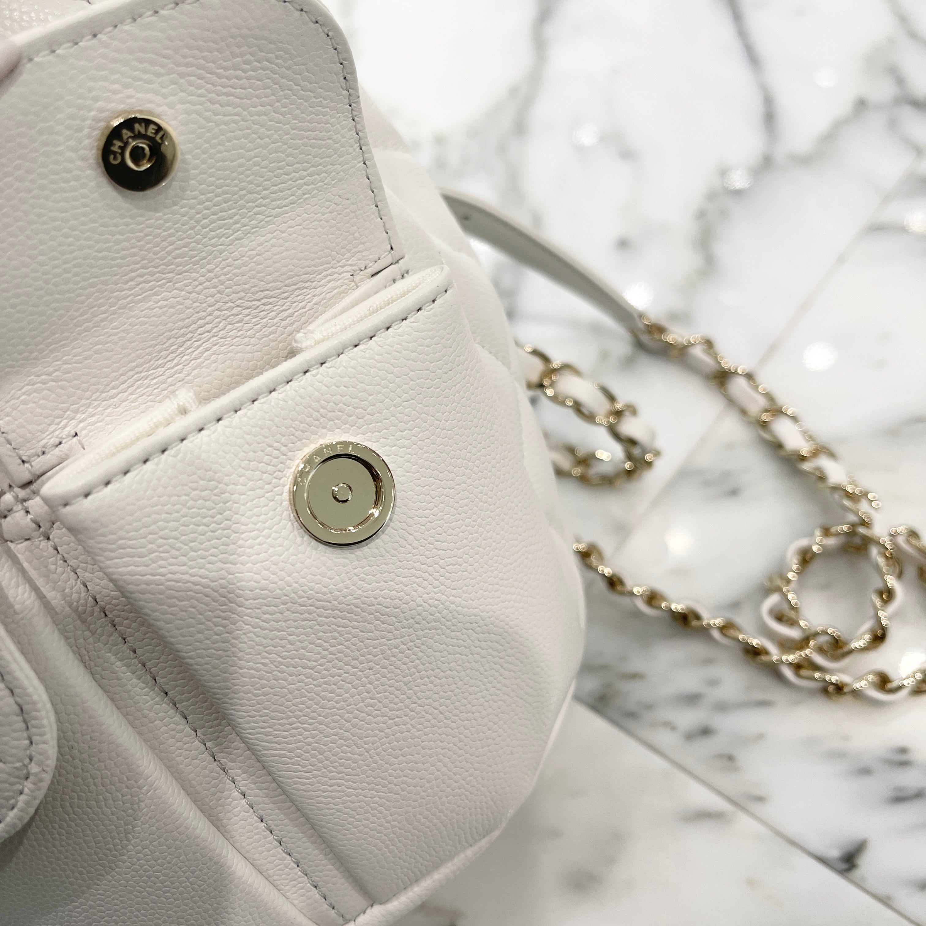 CHANEL 2022 Cruise Matelasse Coco Mark Caviar Skin Back Pack AS3290 シャネル 2022クルーズ マトラッセ ココマーク キャビアスキン バックパック