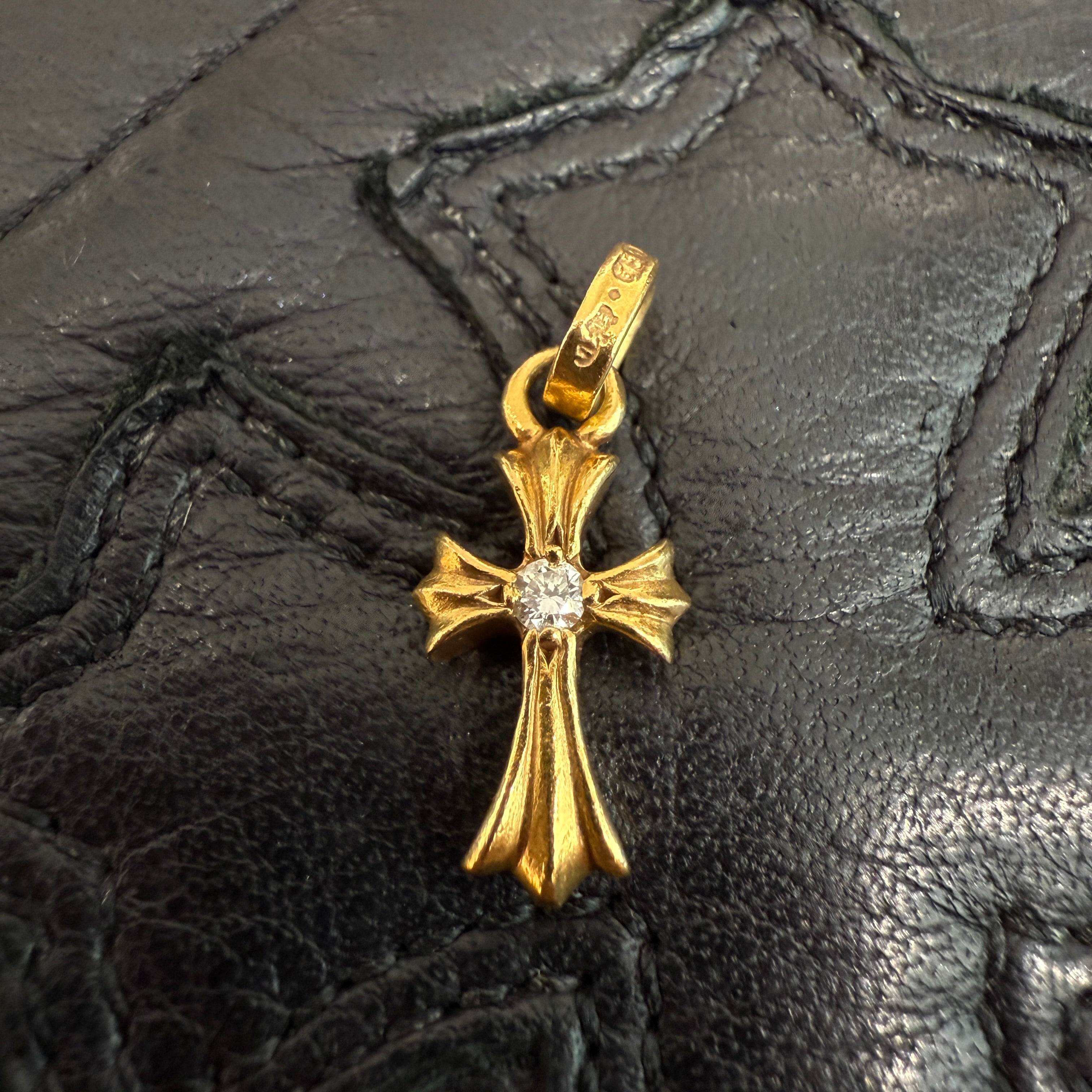 CHROME HEARTS 22K Baby Fat Cross 1 Diamond Pendant Top クロムハーツ 22K ベイビーファット クロス 両面1ダイヤモンド ペンダントトップ