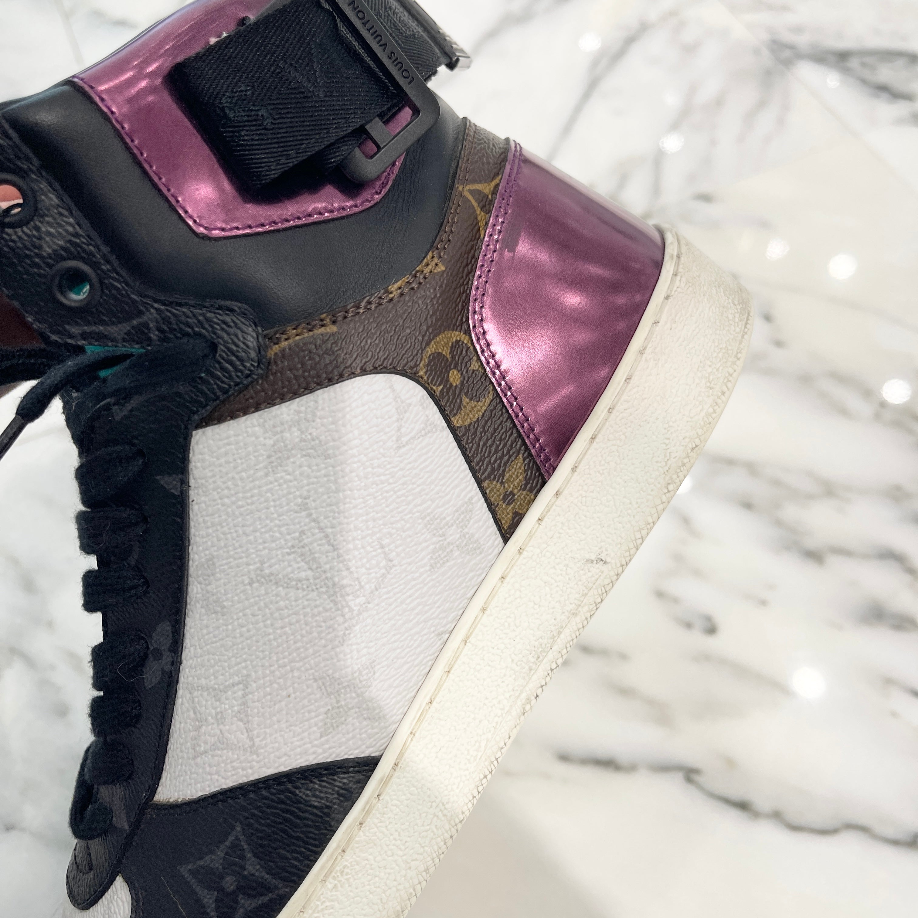 LOUIS VUITTON 2019SS Rivoli Line Monogram High Cut Sneakers 1A4U94 Size 6 1/2（25.5cm） ルイヴィトン リヴォリライン モノグラム ハイカットスニーカー サイズ6 1/2（25.5cm）