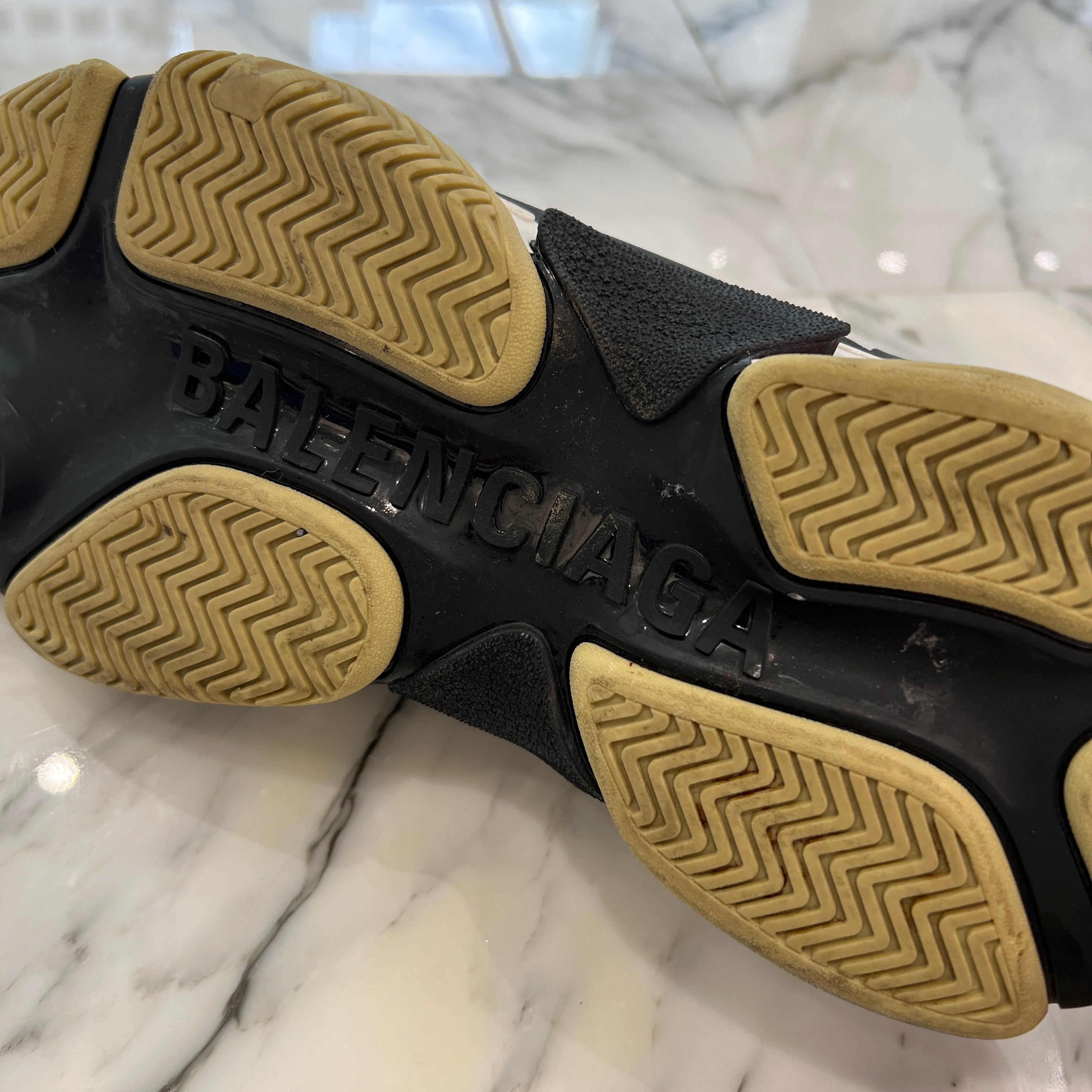 BALENCIAGA Triple S Leather Mesh Sneakers 536737-W09OM-4691 Size 42（27.5cm）バレンシアガ トリプルS レザーメッシュ スニーカー サイズ42（27.5cm）