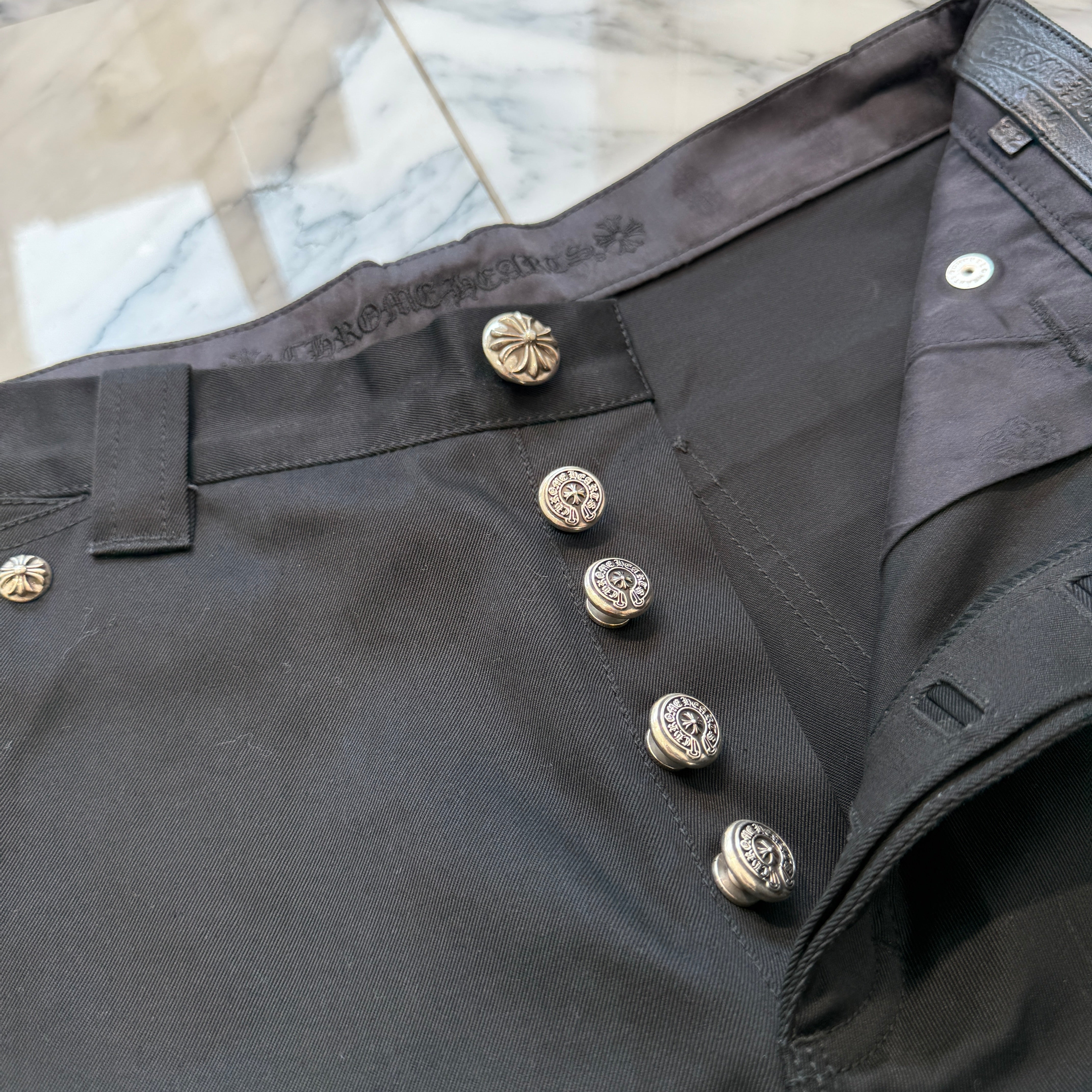 CHROME HEARTS Carpenter Cross Ball Button Denim Shorts Size 32 クロムハーツ カーペンター クロスボールボタン デニムショーツ サイズ32