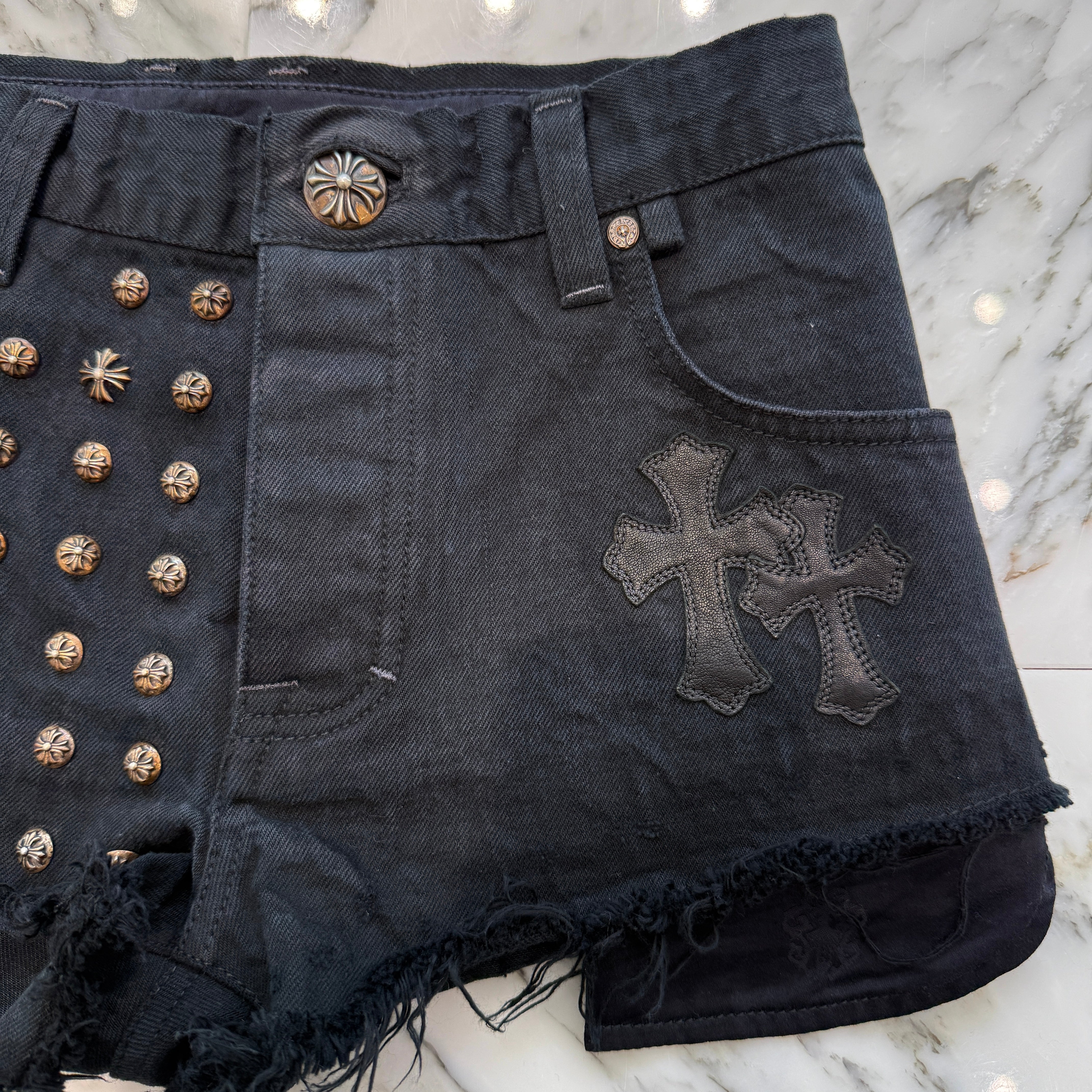 CHROME HEARTS Studded Leather Cross Patch Denim Short Pants クロムハーツ スタッズ レザークロスパッチ デニムショートパンツ