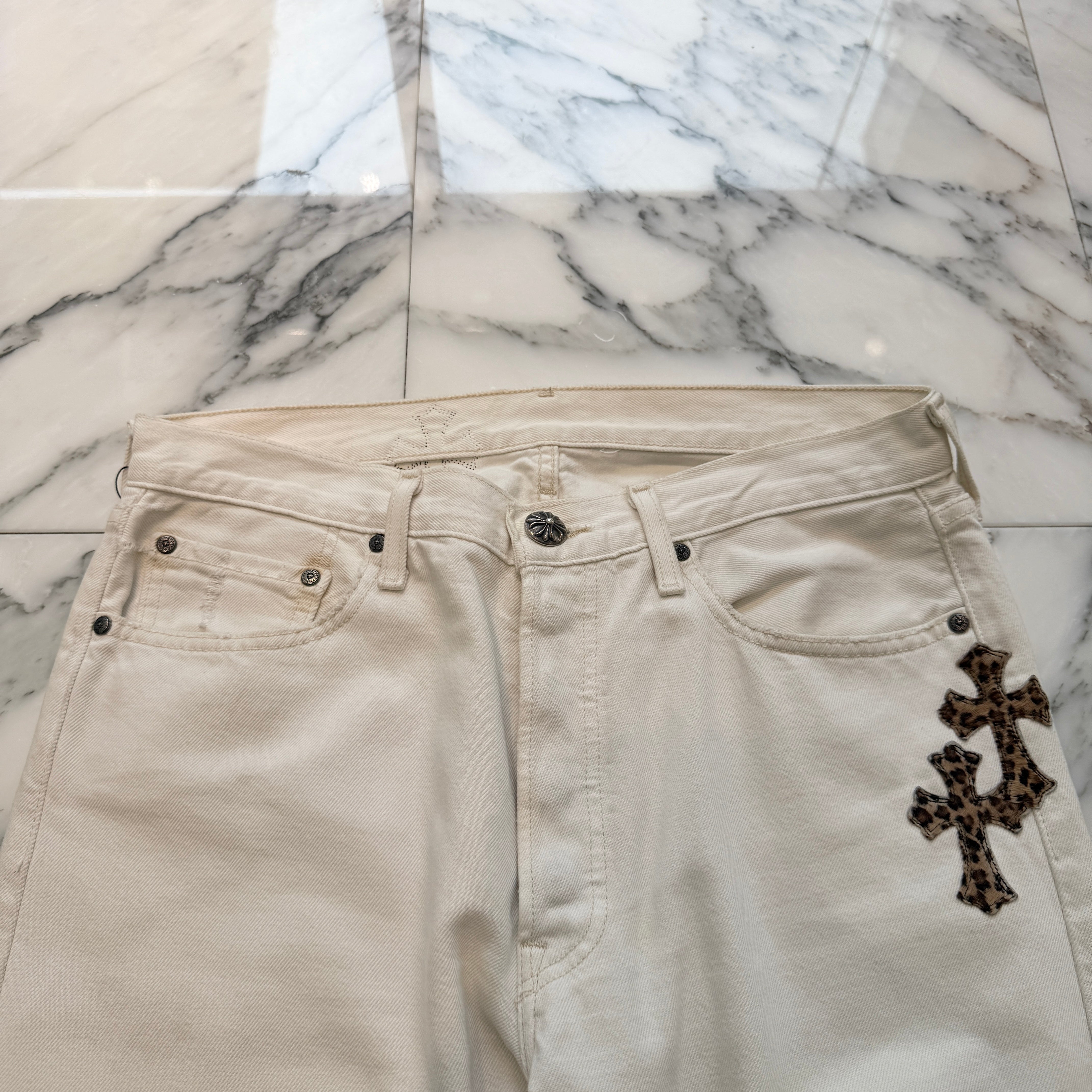 CHROME HEARTS × Levi's Body VNTG Leopard Harako Leather Cross Patch Cotton Denim Pants Size 32 クロムハーツ × リーバイス ボディ レオパード ハラコ レザークロスパッチ コットン デニムパンツ サイズ32
