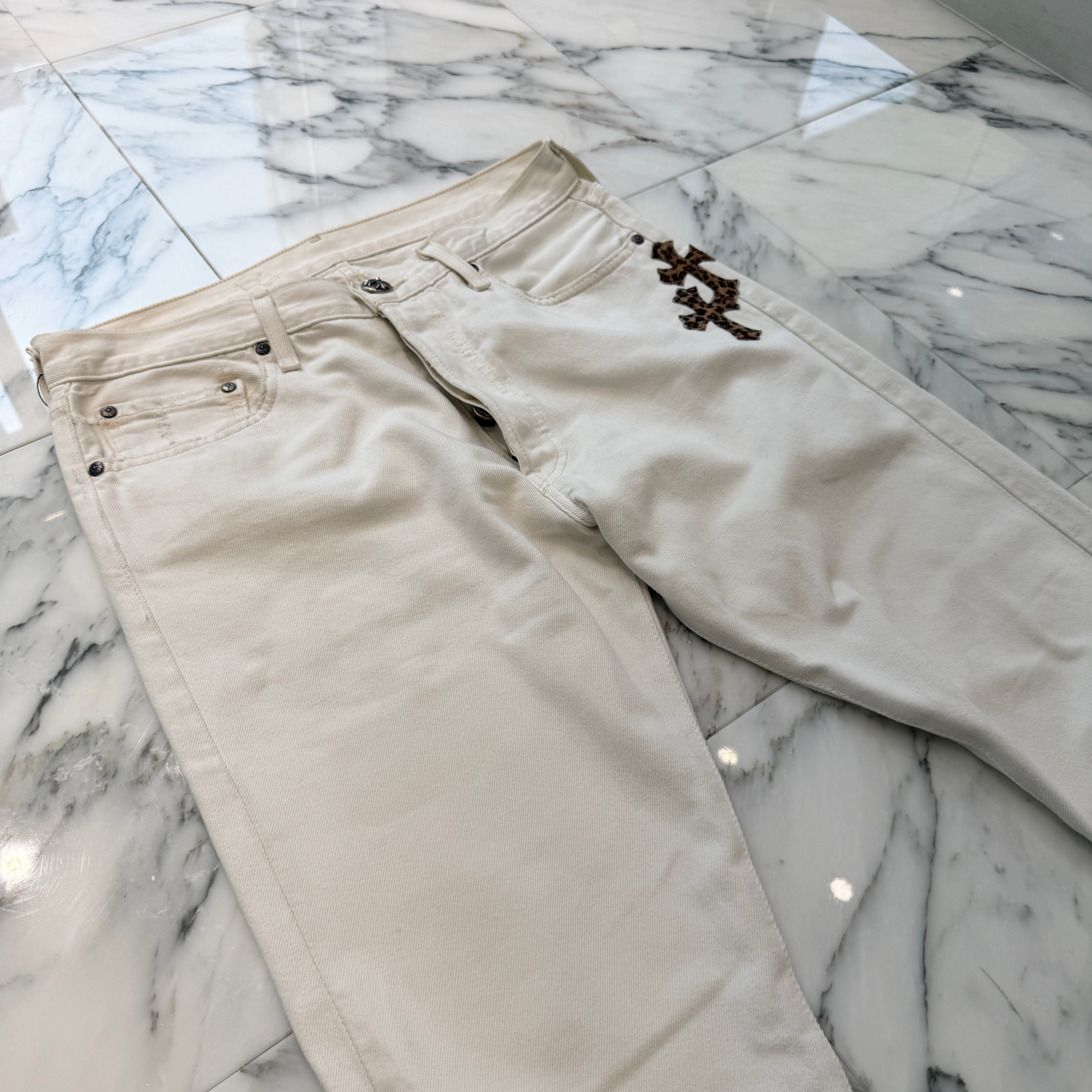 CHROME HEARTS × Levi's Body VNTG Leopard Harako Leather Cross Patch Cotton Denim Pants Size 32 クロムハーツ × リーバイス ボディ レオパード ハラコ レザークロスパッチ コットン デニムパンツ サイズ32